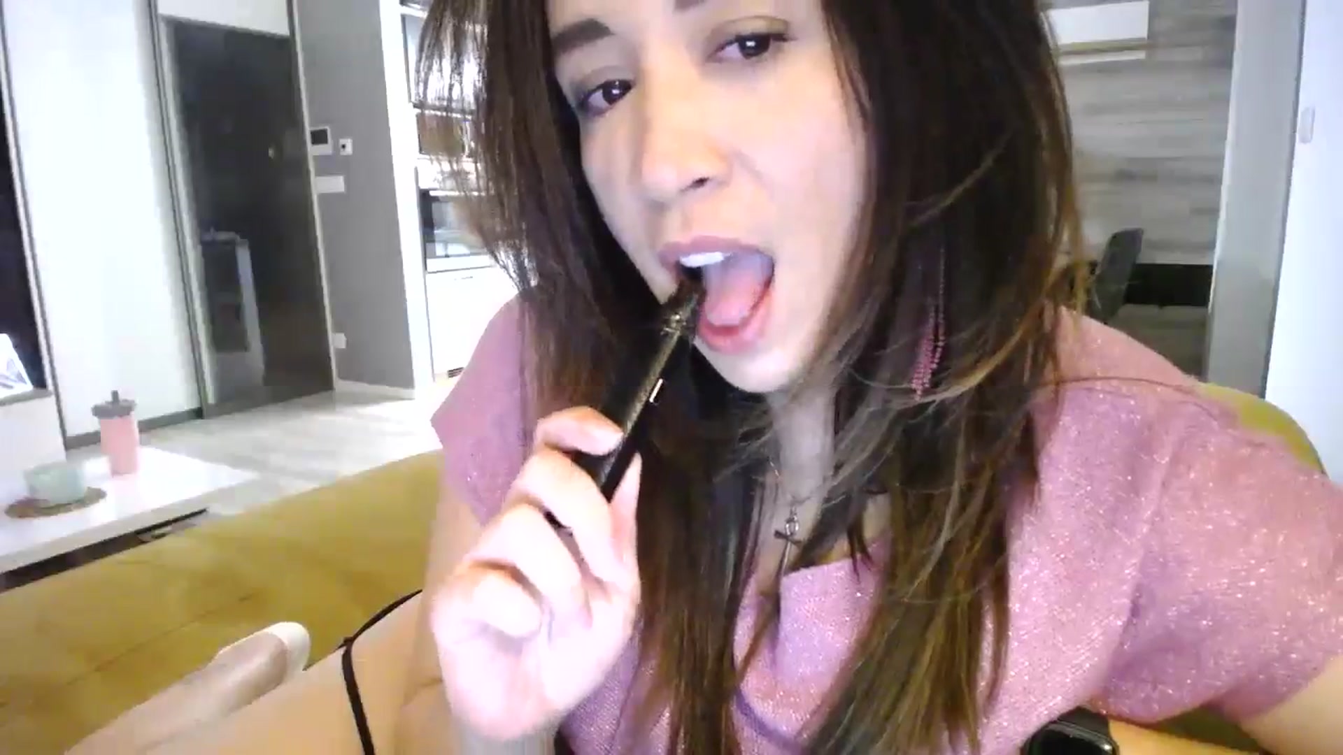 Gallery image thumbnail from Destiny____'s myfreecams stream on, 12/09/2024, 17:03 image 8 of 20
