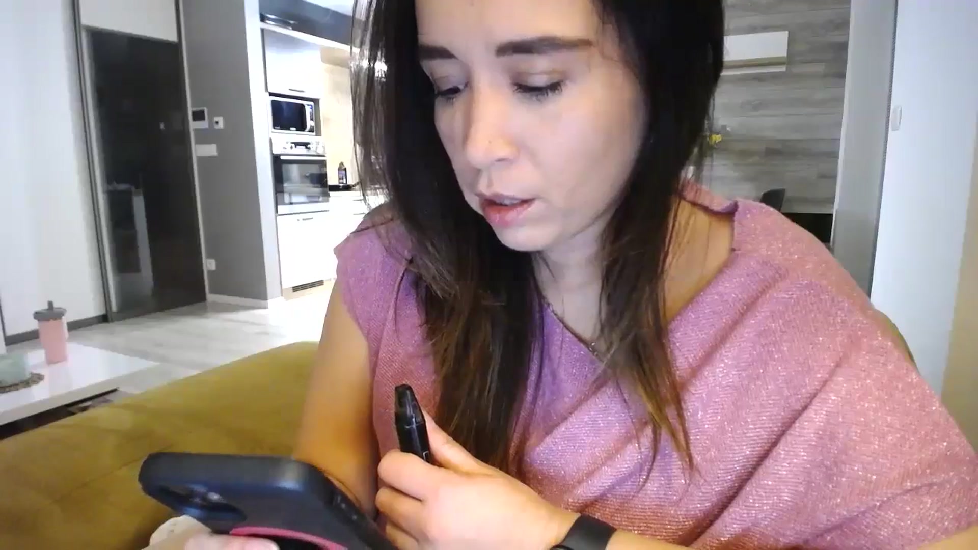 Gallery image thumbnail from Destiny____'s myfreecams stream on, 12/09/2024, 17:03 image 4 of 20
