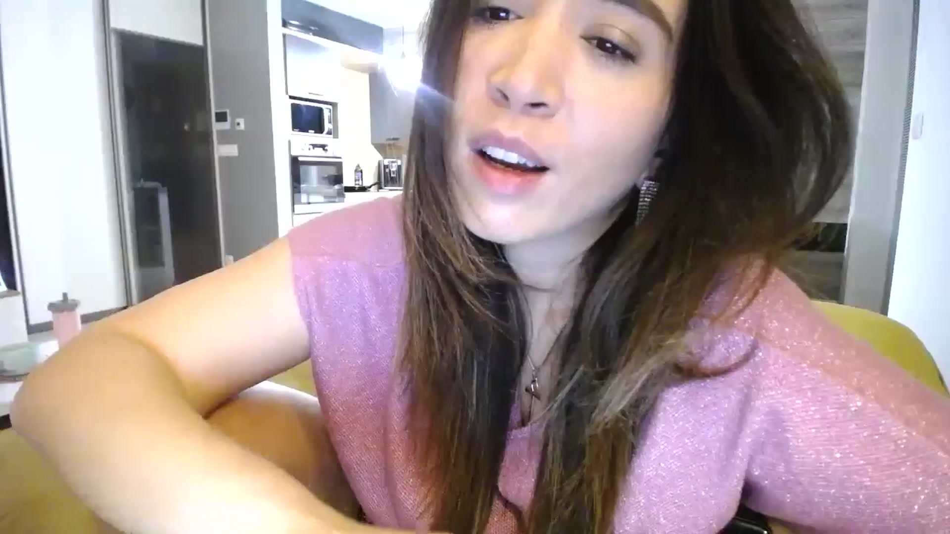 Gallery image thumbnail from Destiny____'s myfreecams stream on, 12/09/2024, 17:03 image 15 of 20