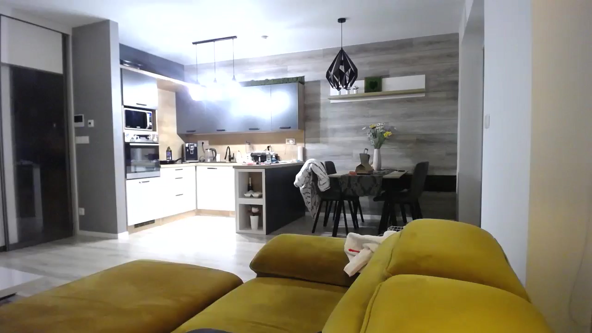 Gallery image thumbnail from Destiny____'s myfreecams stream on, 12/09/2024, 18:50 image 14 of 20