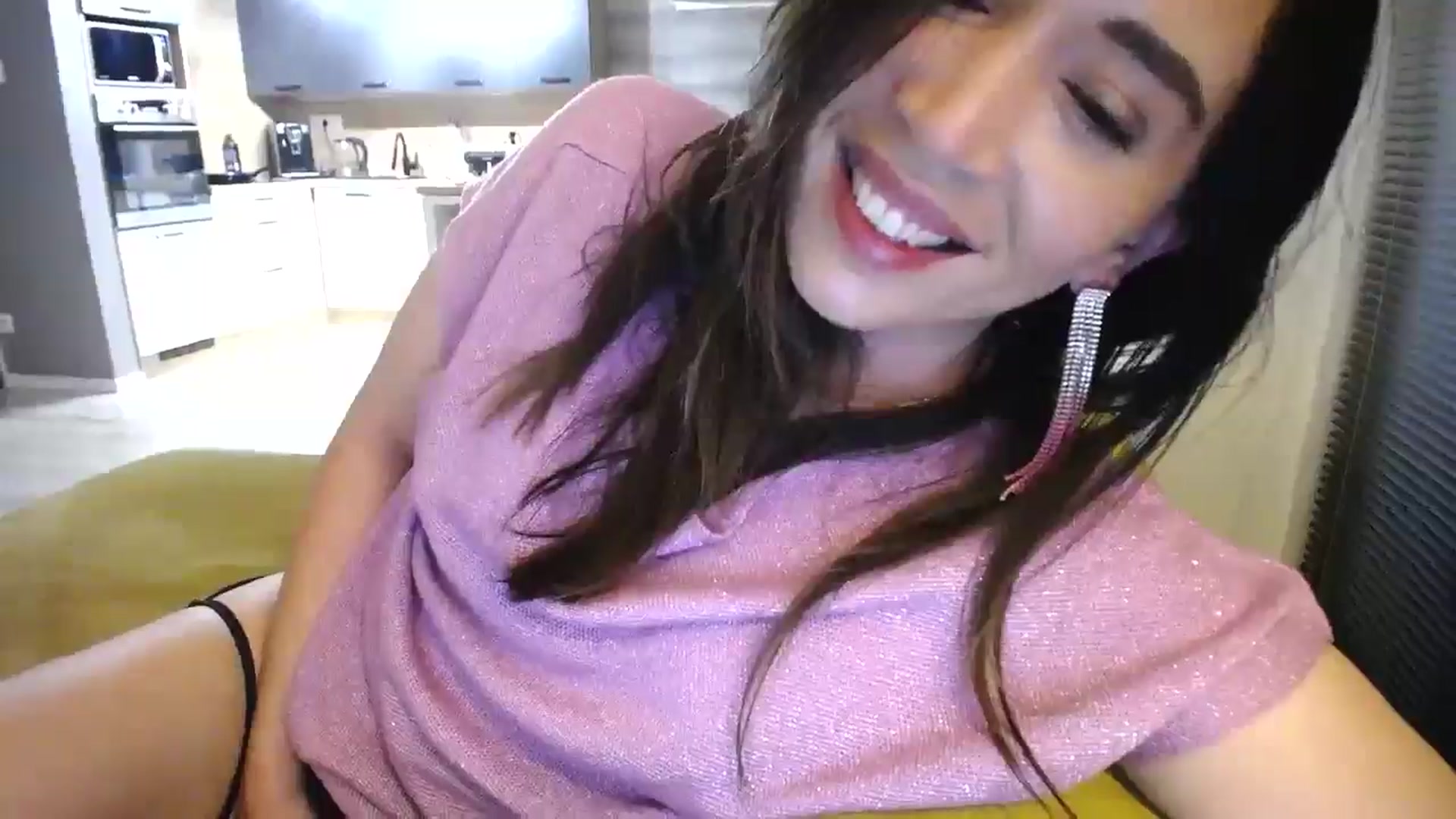 Gallery image thumbnail from Destiny____'s myfreecams stream on, 12/09/2024, 18:50 image 19 of 20