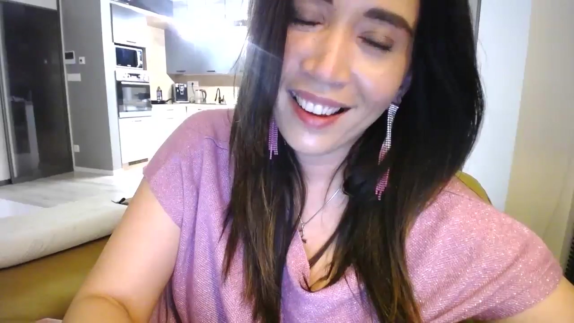 Gallery image thumbnail from Destiny____'s myfreecams stream on, 12/09/2024, 19:46 image 13 of 20