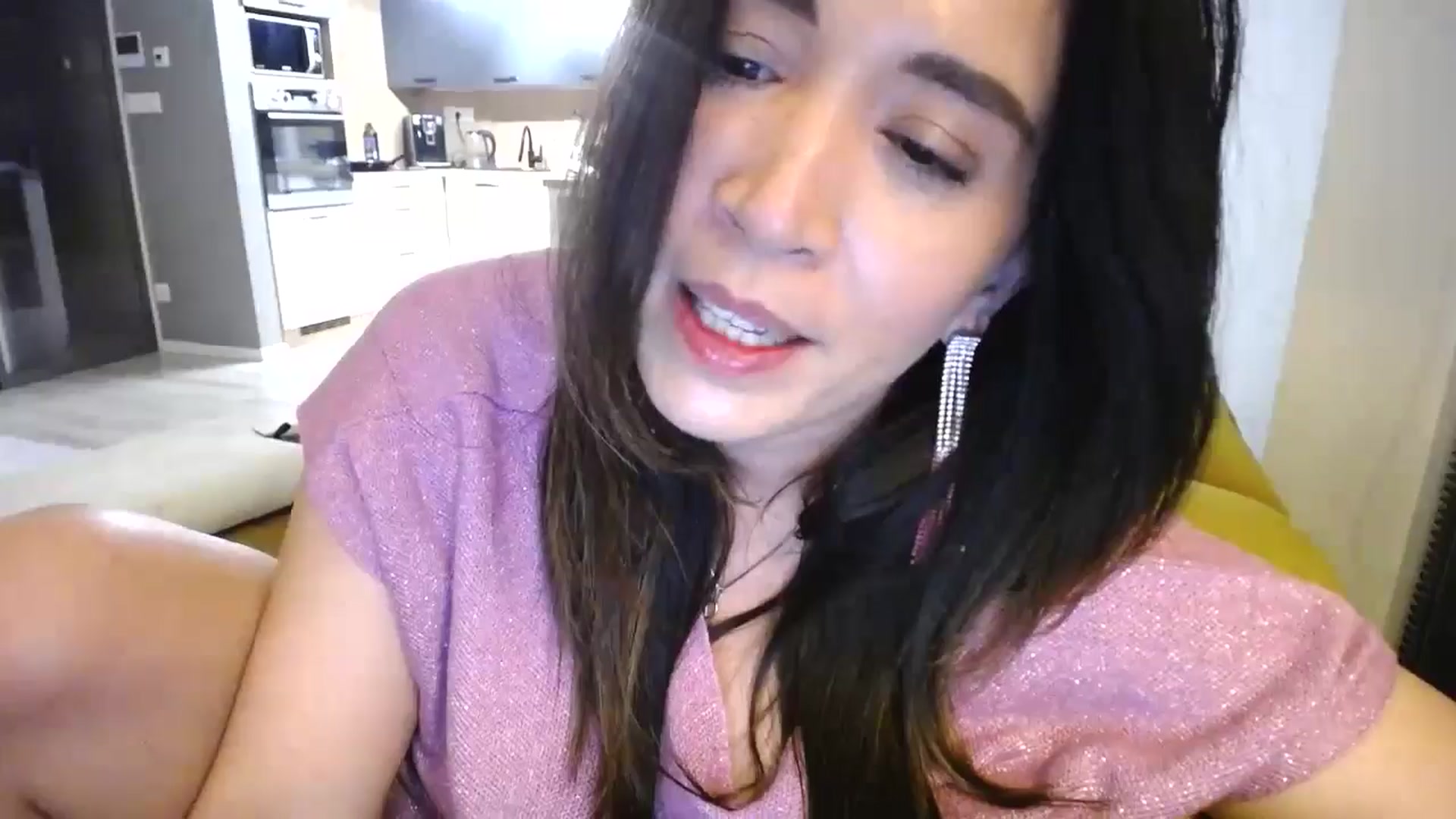 Gallery image thumbnail from Destiny____'s myfreecams stream on, 12/09/2024, 19:46 image 18 of 20