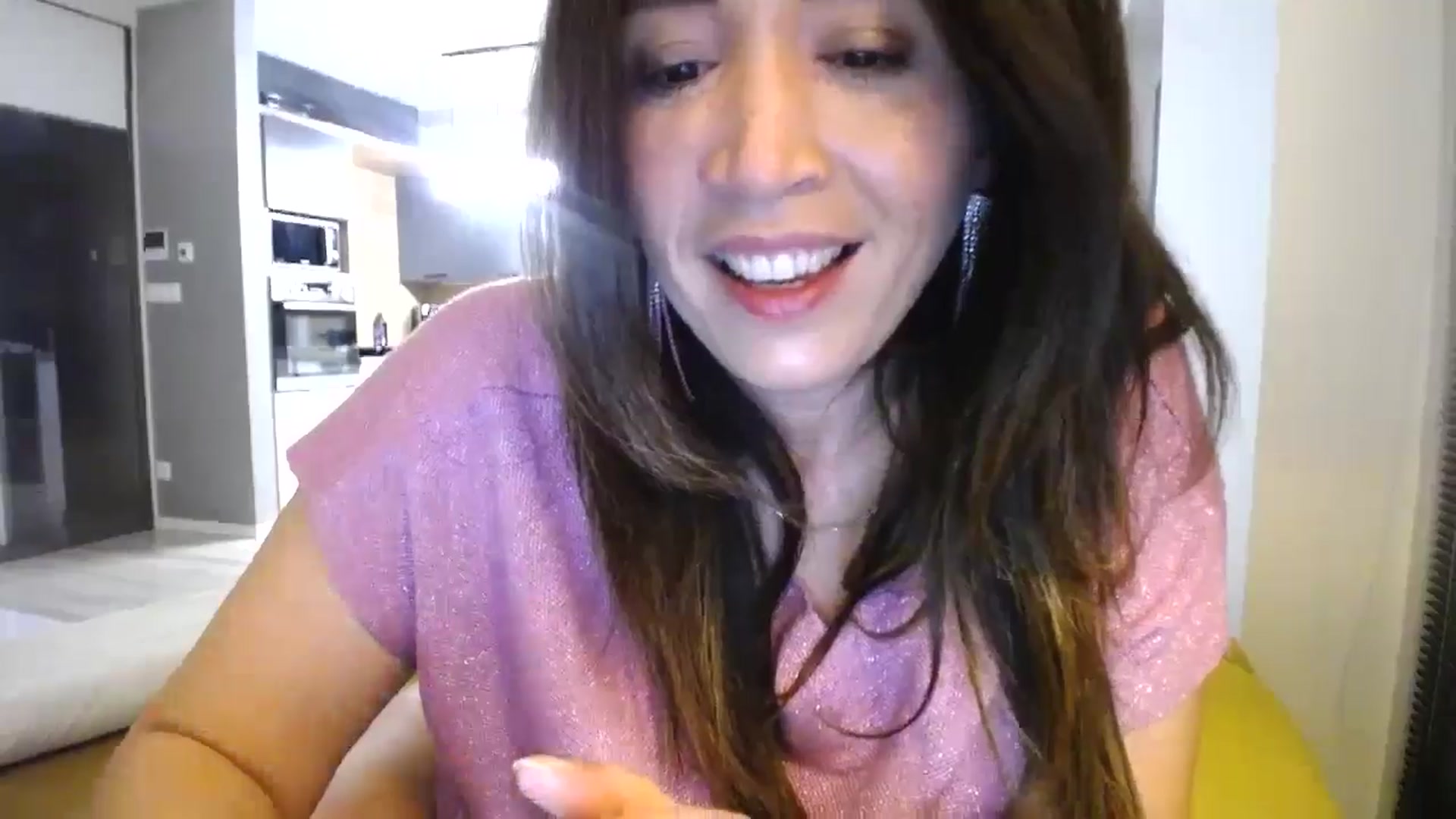 Gallery image thumbnail from Destiny____'s myfreecams stream on, 12/09/2024, 19:46 image 19 of 20