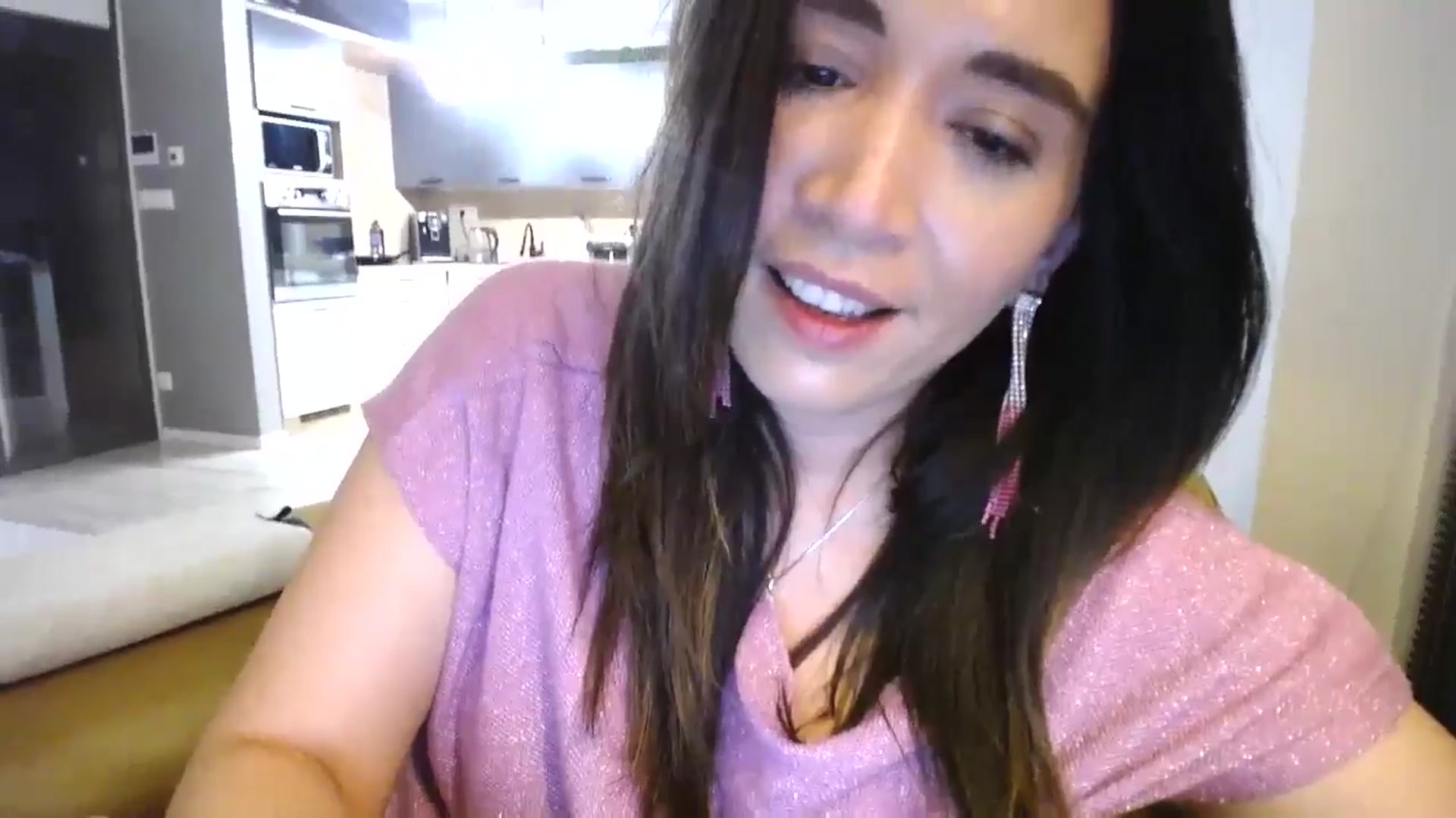 Gallery image thumbnail from Destiny____'s myfreecams stream on, 12/09/2024, 19:46 image 14 of 20
