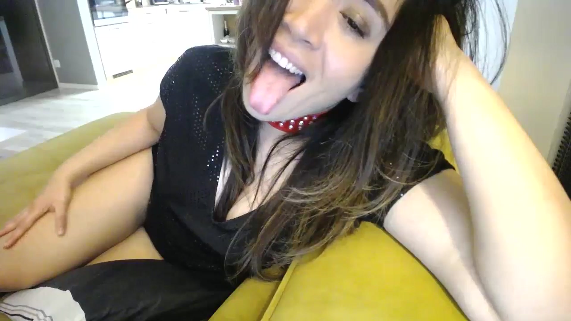 Gallery image thumbnail from Destiny____'s myfreecams stream on, 12/14/2024, 17:05 image 14 of 20