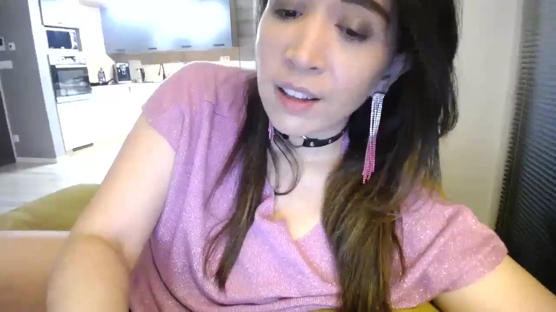 Gallery image thumbnail from Destiny____'s myfreecams stream on, 12/15/2024, 17:36 image 19 of 20