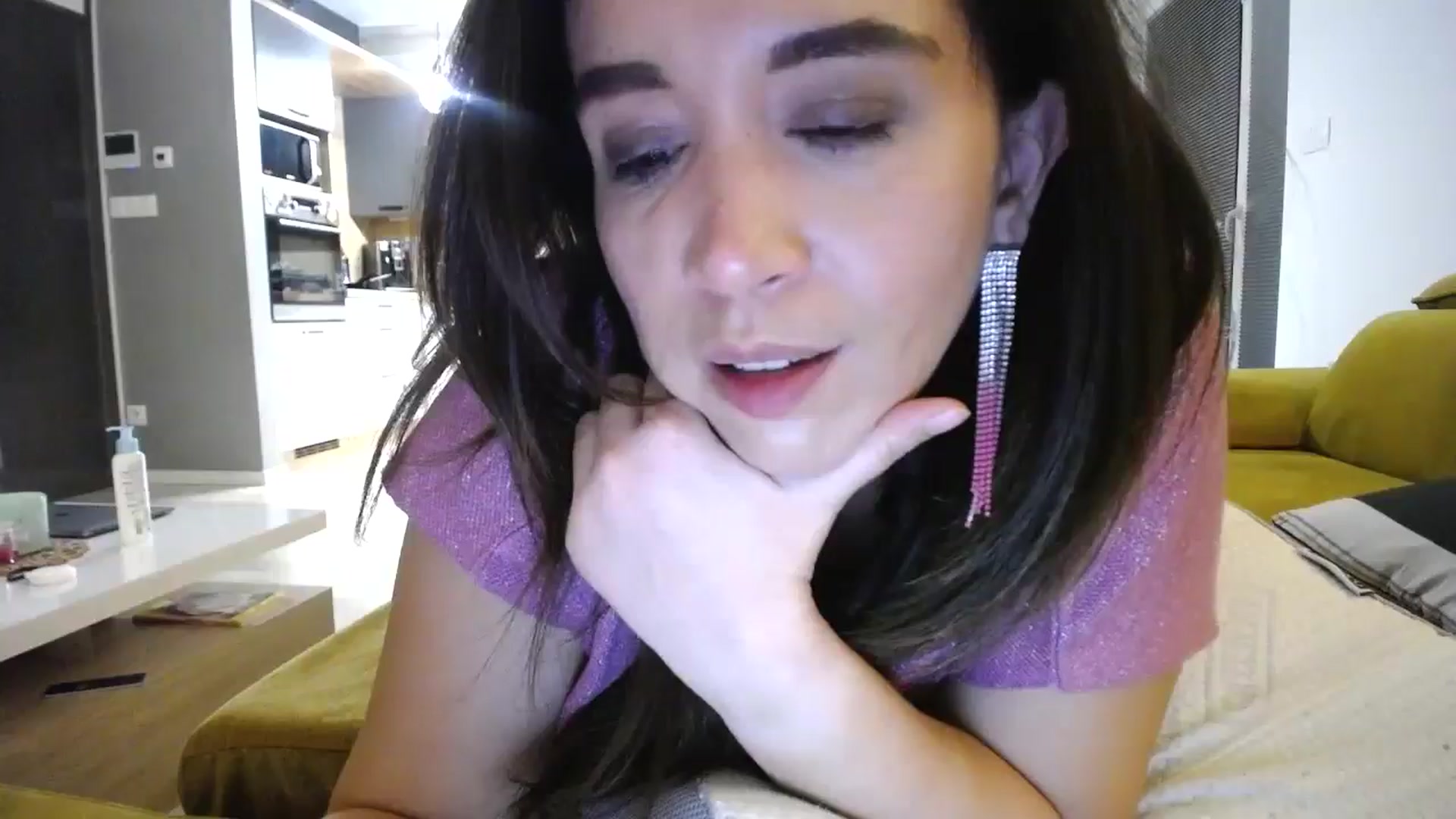 Gallery image thumbnail from Destiny____'s myfreecams stream on, 12/15/2024, 21:58 image 17 of 20