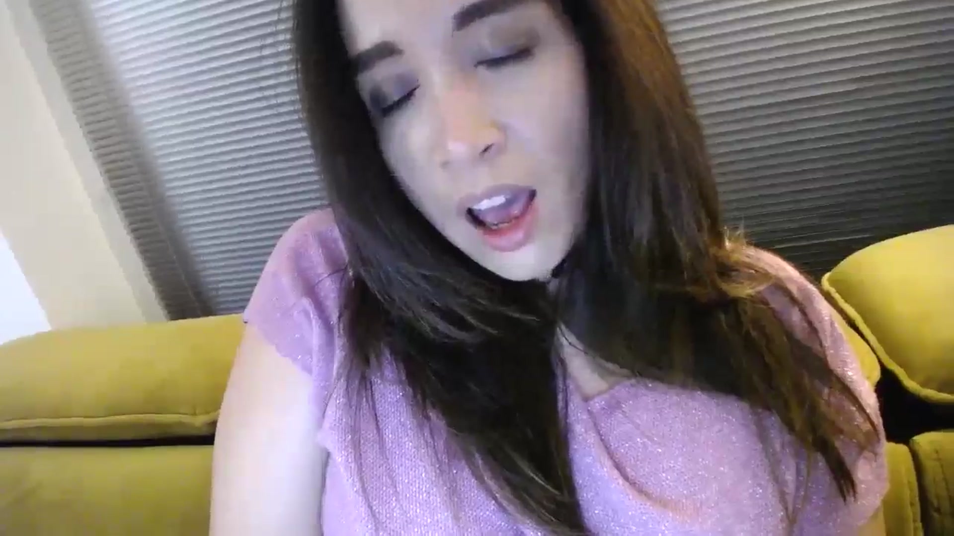 Gallery image thumbnail from Destiny____'s myfreecams stream on, 12/15/2024, 21:58 image 4 of 20