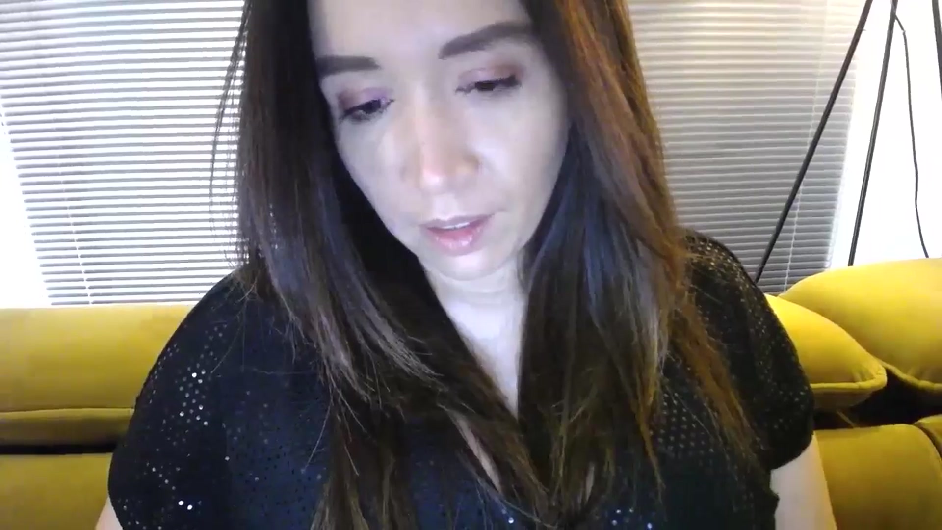 Gallery image thumbnail from Destiny____'s myfreecams stream on, 01/04/2025, 21:17 image 19 of 20