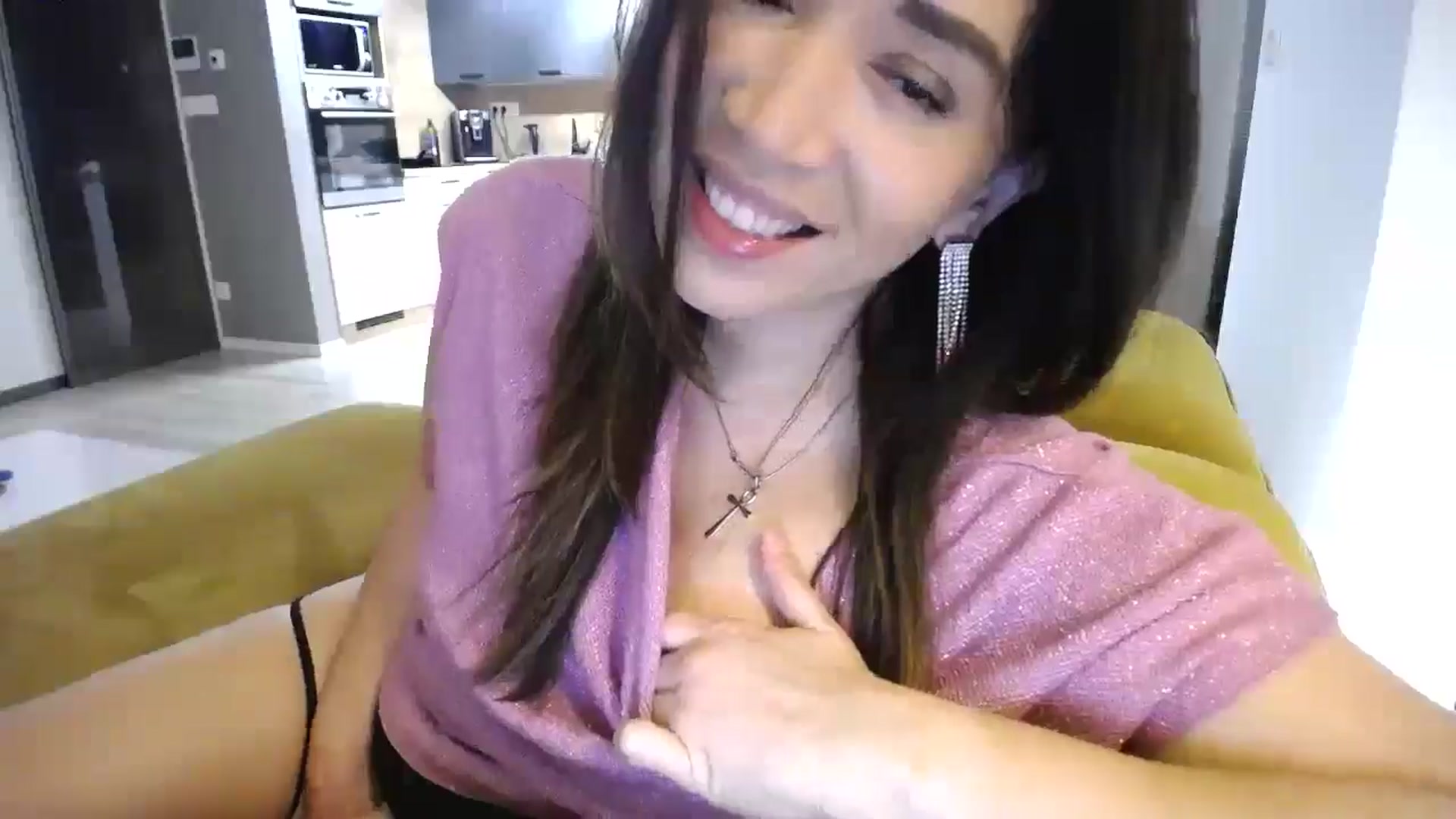 Gallery image thumbnail from Destiny____'s myfreecams stream on, 01/05/2025, 16:00 image 13 of 20