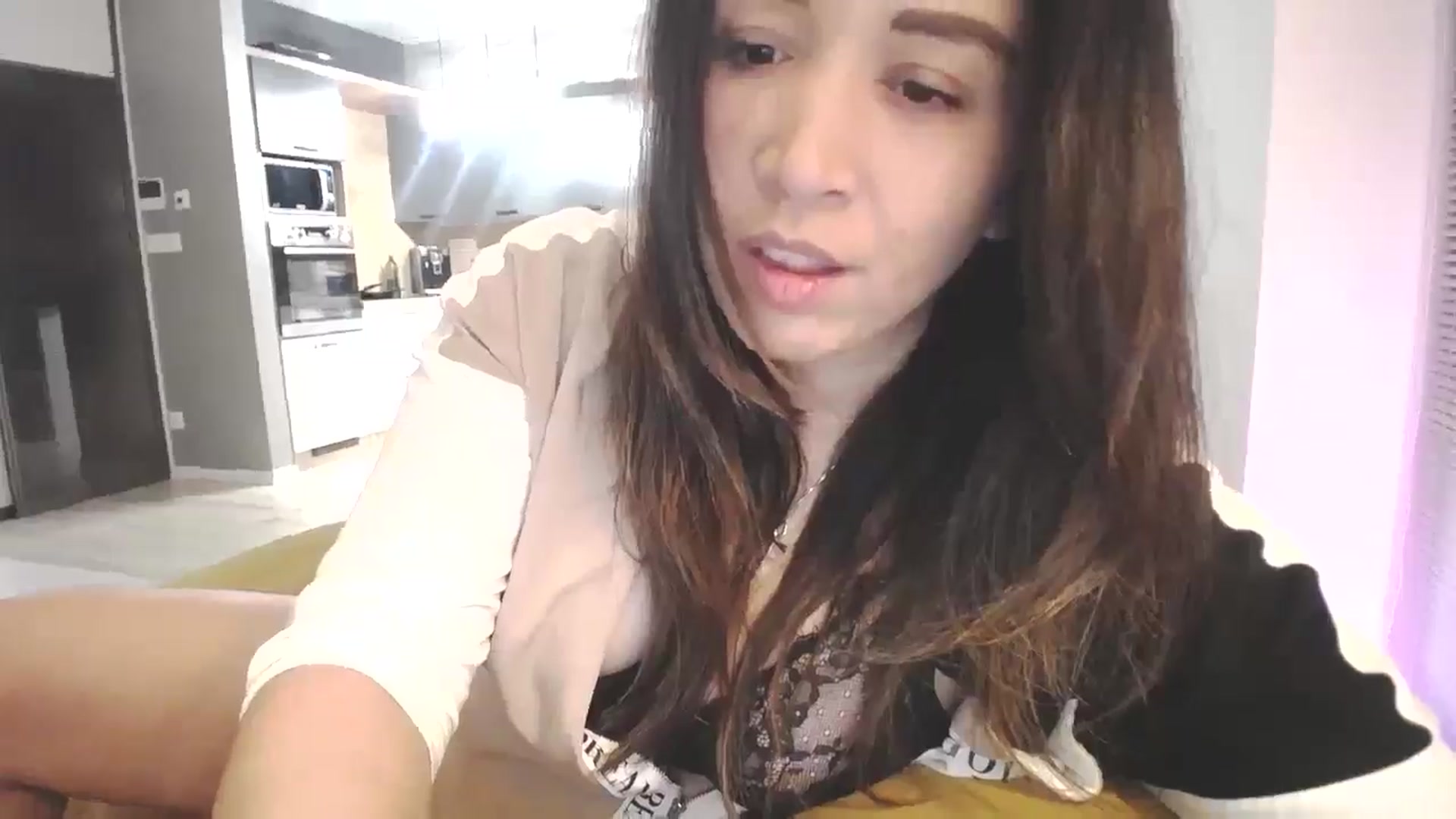 Gallery image thumbnail from Destiny____'s myfreecams stream on, 01/18/2025, 18:26 image 13 of 20
