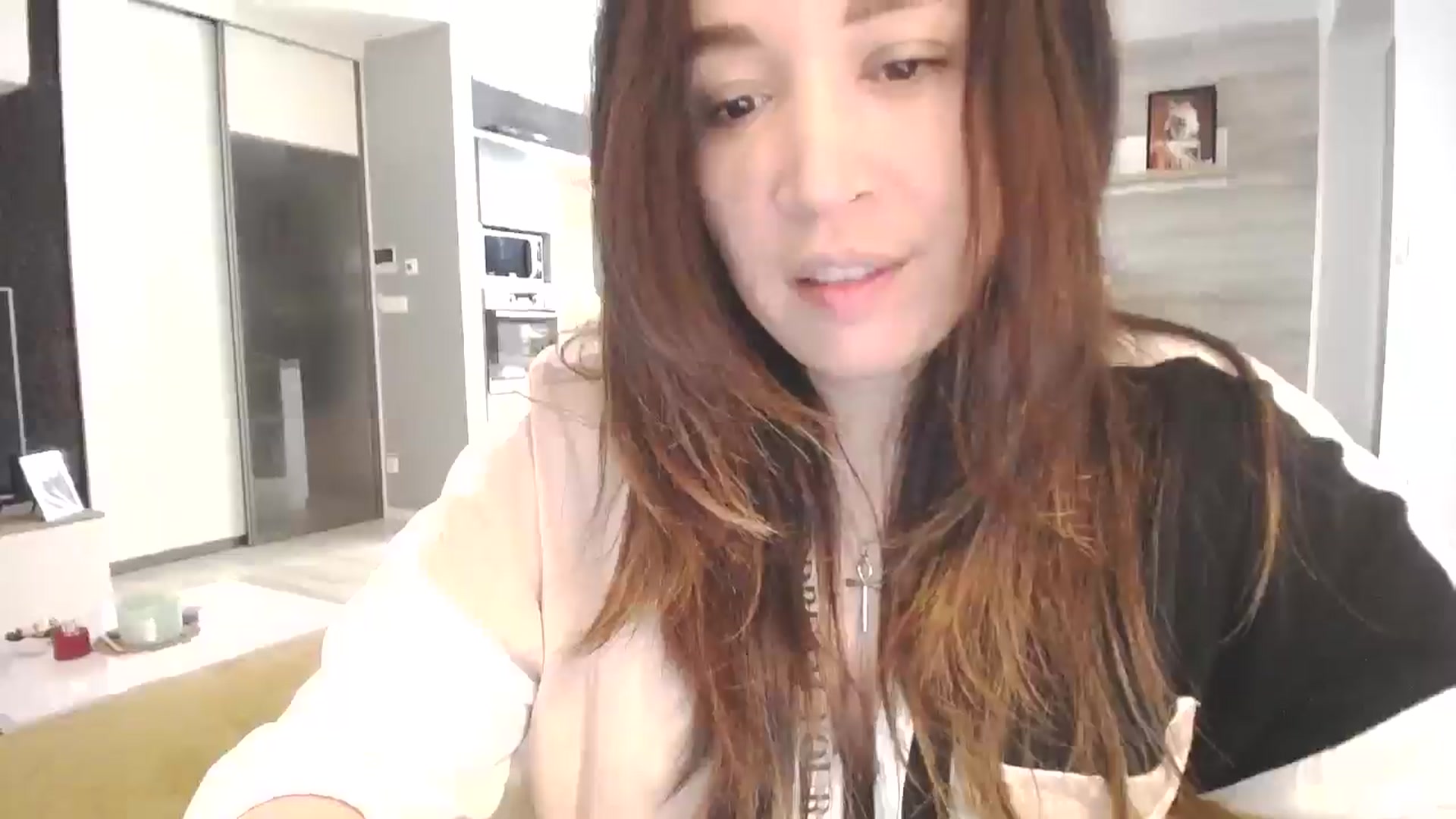 Gallery image thumbnail from Destiny____'s myfreecams stream on, 01/18/2025, 18:26 image 5 of 20