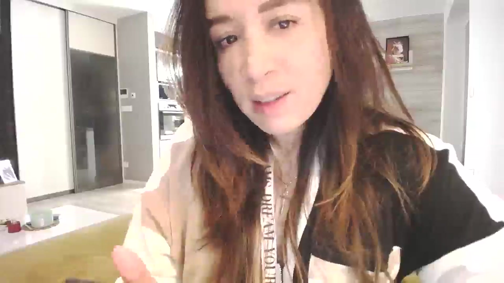 Gallery image thumbnail from Destiny____'s myfreecams stream on, 01/18/2025, 18:26 image 2 of 20