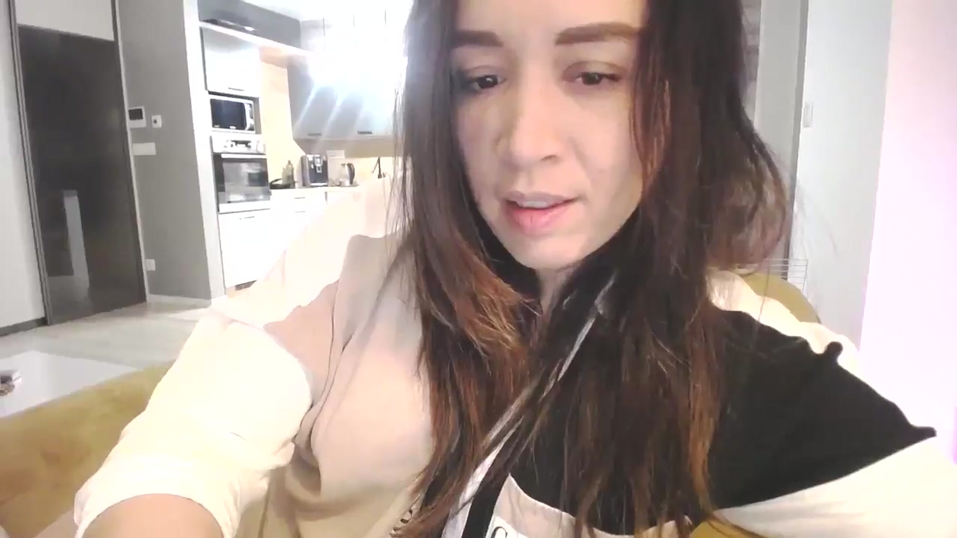 Gallery image thumbnail from Destiny____'s myfreecams stream on, 01/18/2025, 18:26 image 6 of 20