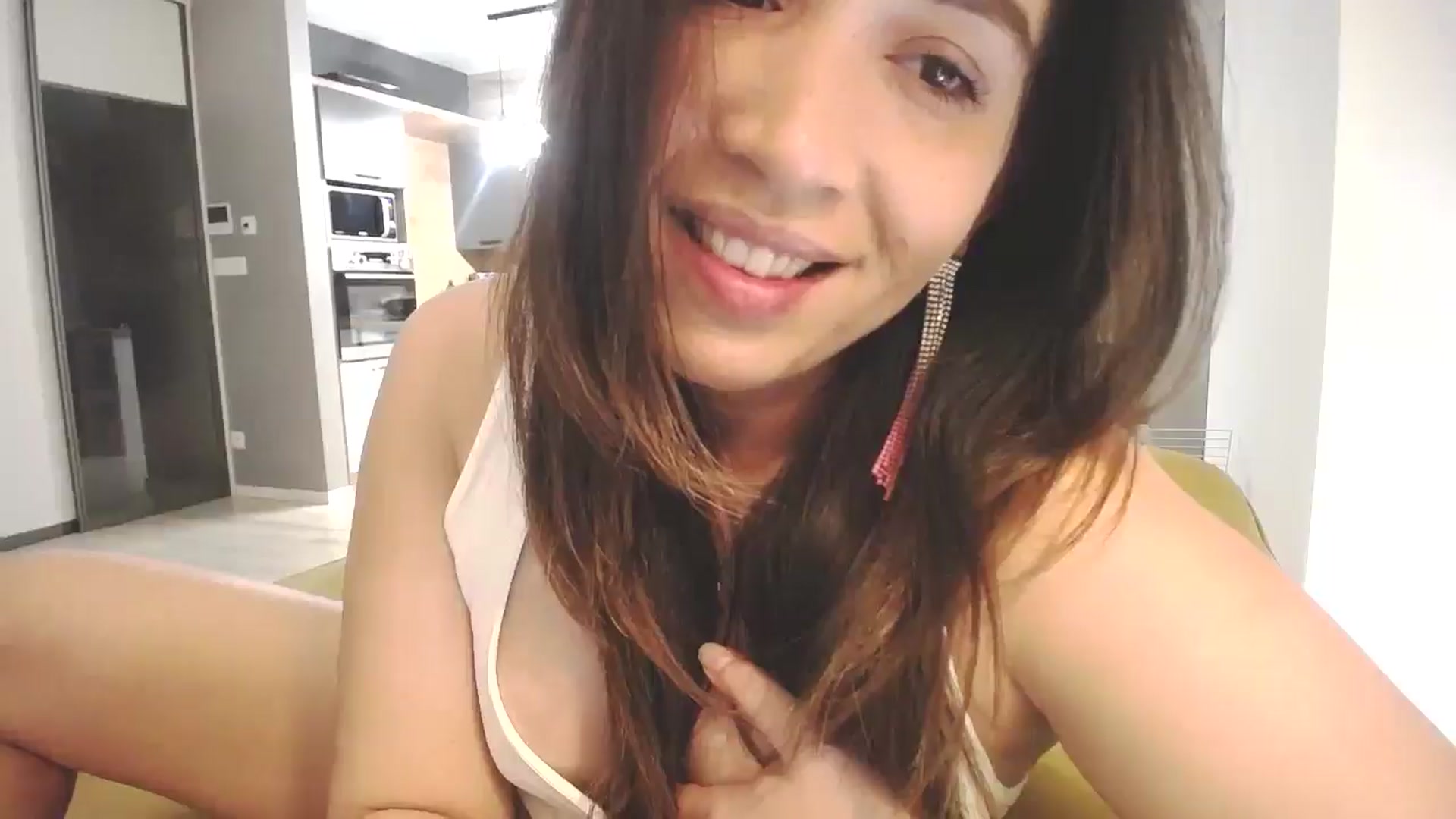 Gallery image thumbnail from Destiny____'s myfreecams stream on, 01/19/2025, 16:55 image 17 of 20