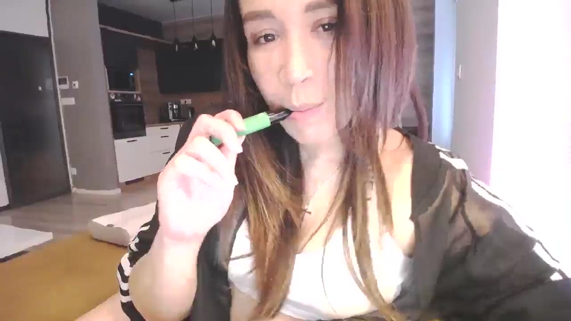 Gallery image thumbnail from Destiny____'s myfreecams stream on, 01/25/2025, 14:42 image 17 of 20