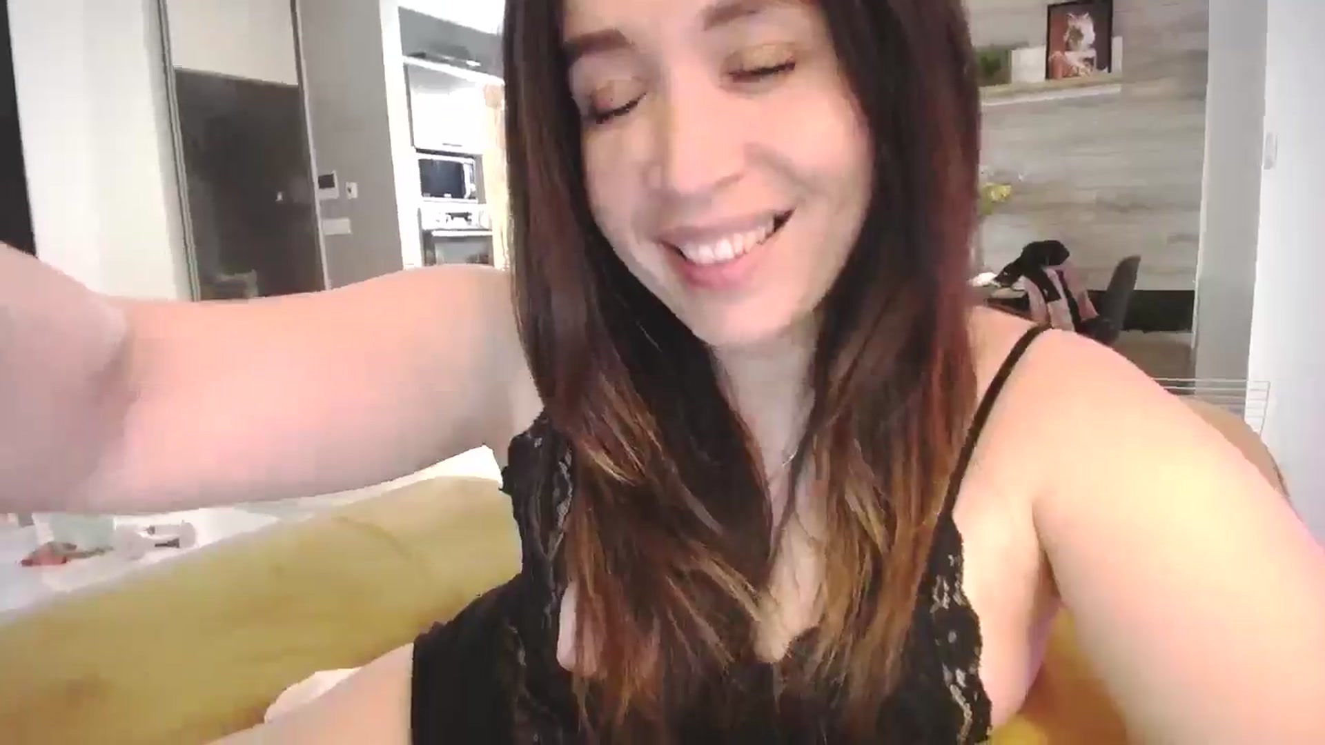 Gallery image thumbnail from Destiny____'s myfreecams stream on, 02/02/2025, 20:00 image 2 of 20