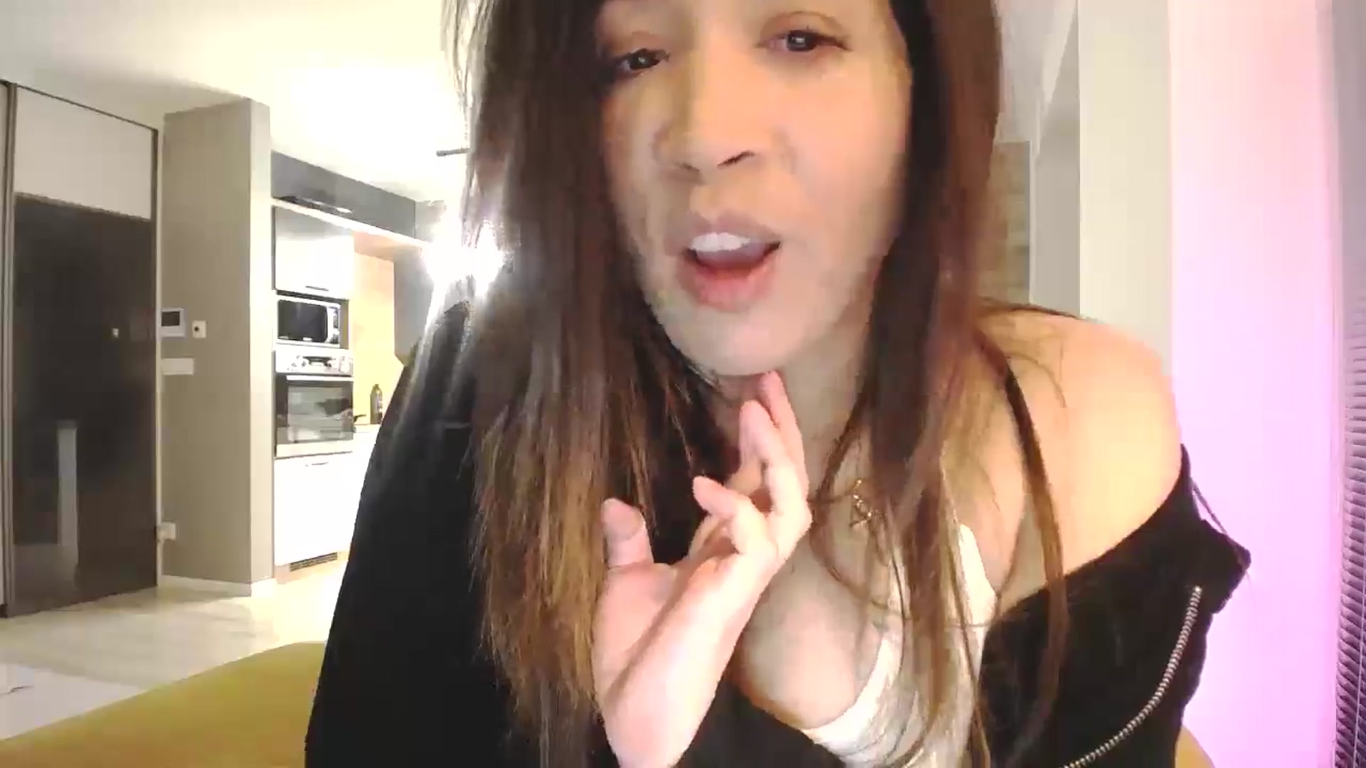 Gallery image thumbnail from Destiny____'s myfreecams stream on, 02/08/2025, 18:47 image 11 of 20
