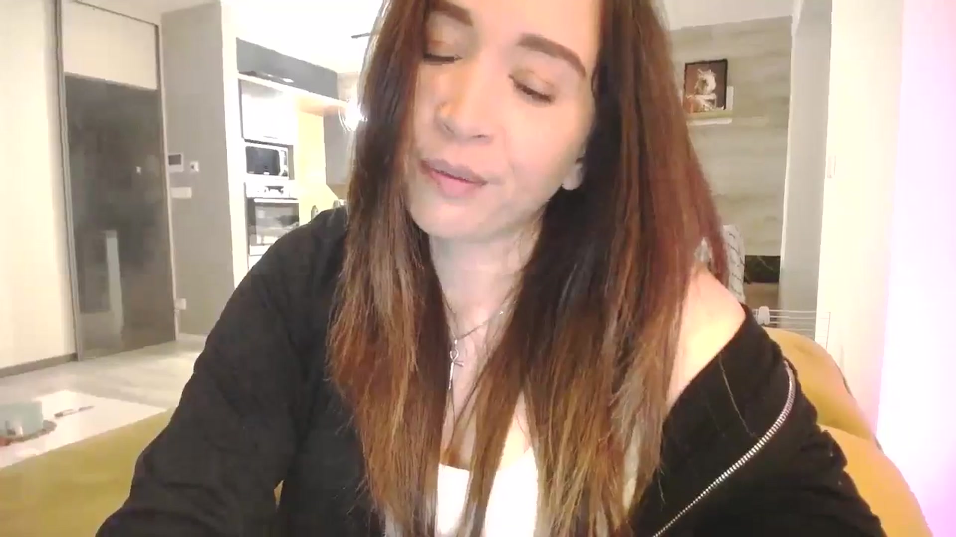 Gallery image thumbnail from Destiny____'s myfreecams stream on, 02/08/2025, 18:47 image 13 of 20