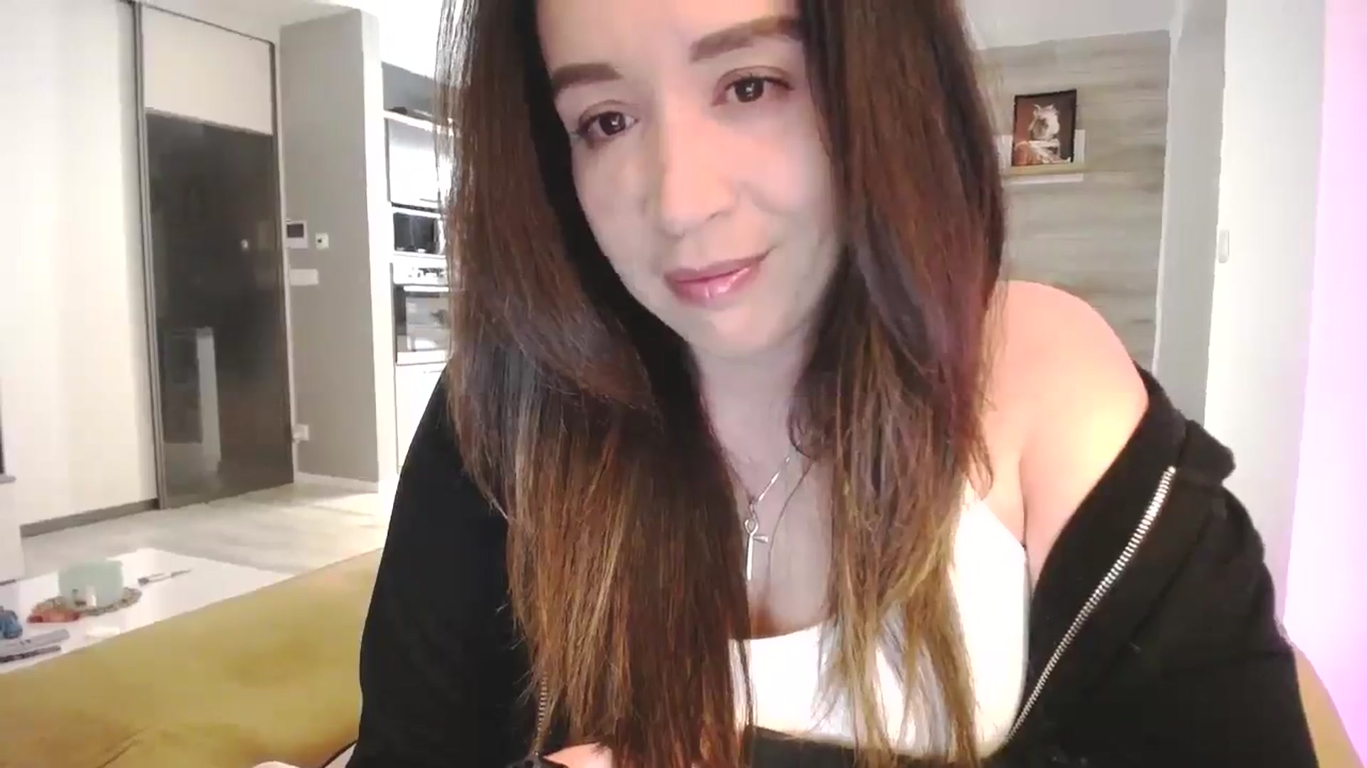 Gallery image thumbnail from Destiny____'s myfreecams stream on, 02/08/2025, 19:55 image 4 of 20