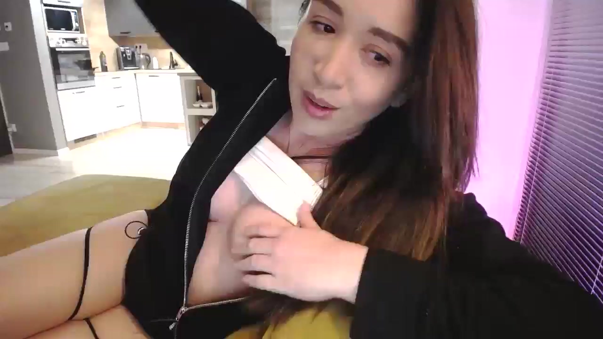 Gallery image thumbnail from Destiny____'s myfreecams stream on, 02/08/2025, 20:55 image 1 of 20