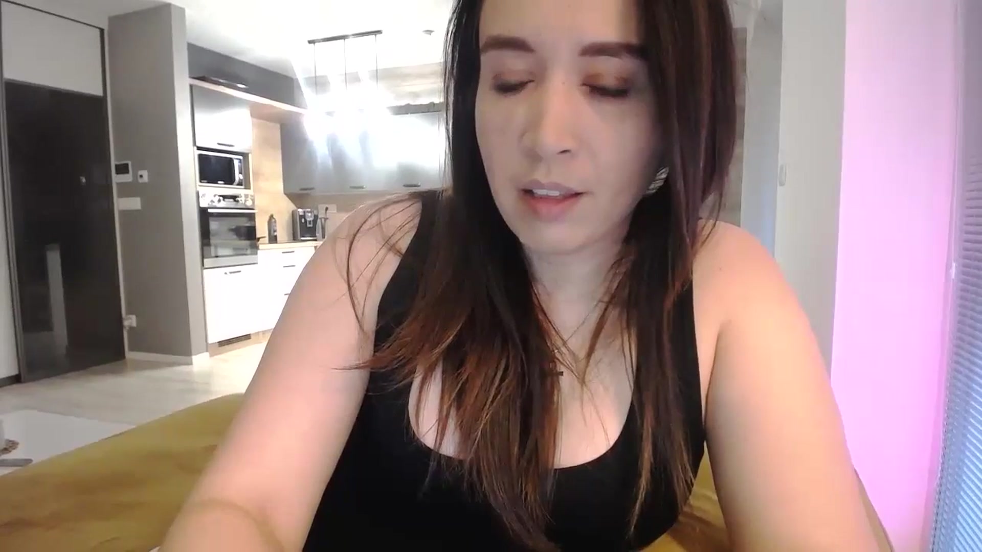 Gallery image thumbnail from Destiny____'s myfreecams stream on, 02/09/2025, 15:21 image 11 of 20