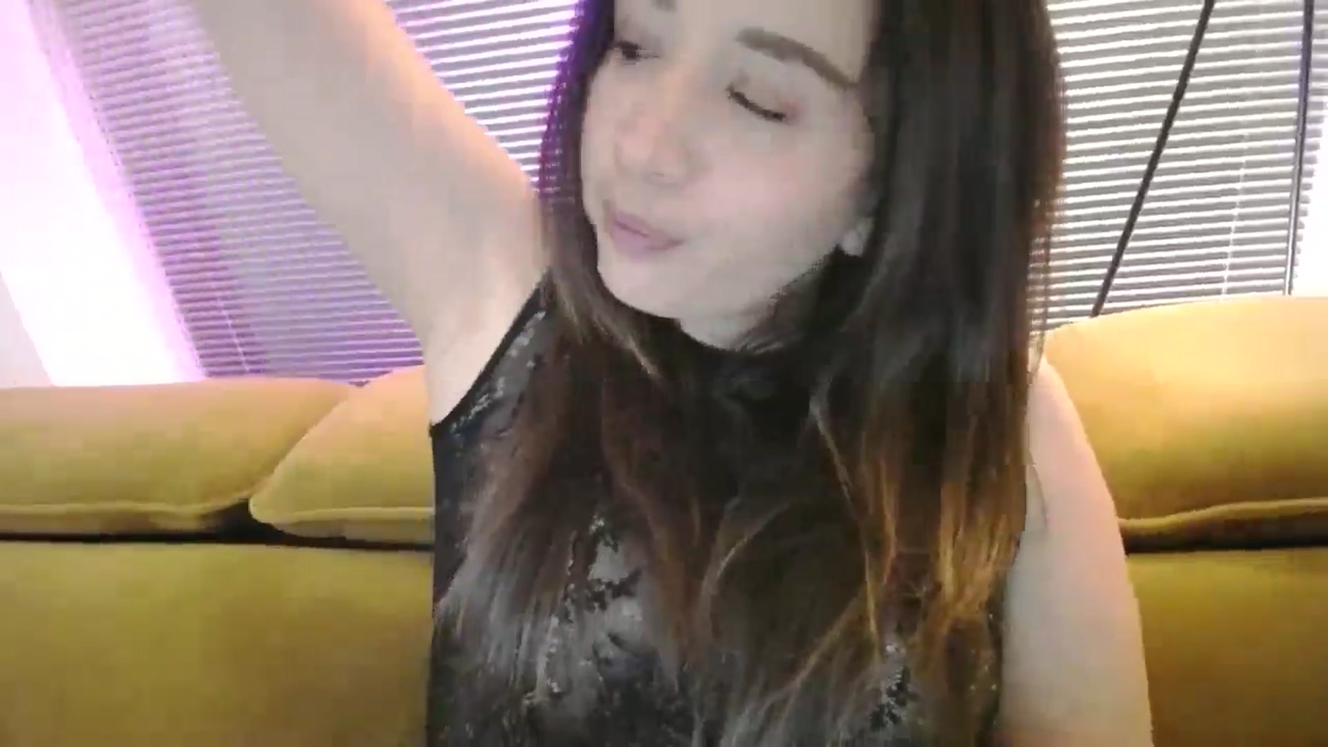Gallery image thumbnail from Destiny____'s myfreecams stream on, 02/17/2025, 21:44 image 16 of 20