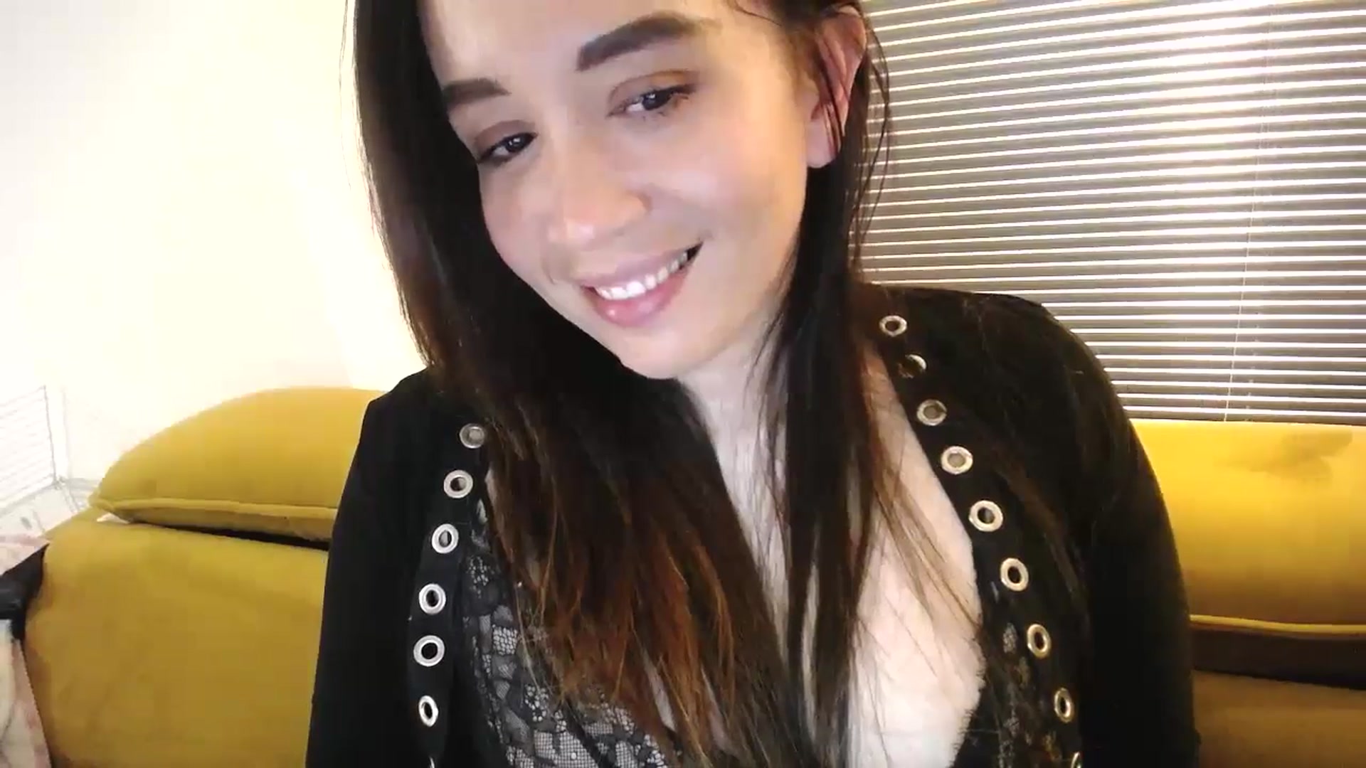 Gallery image thumbnail from Destiny____'s myfreecams stream on, 03/01/2025, 18:32 image 16 of 20