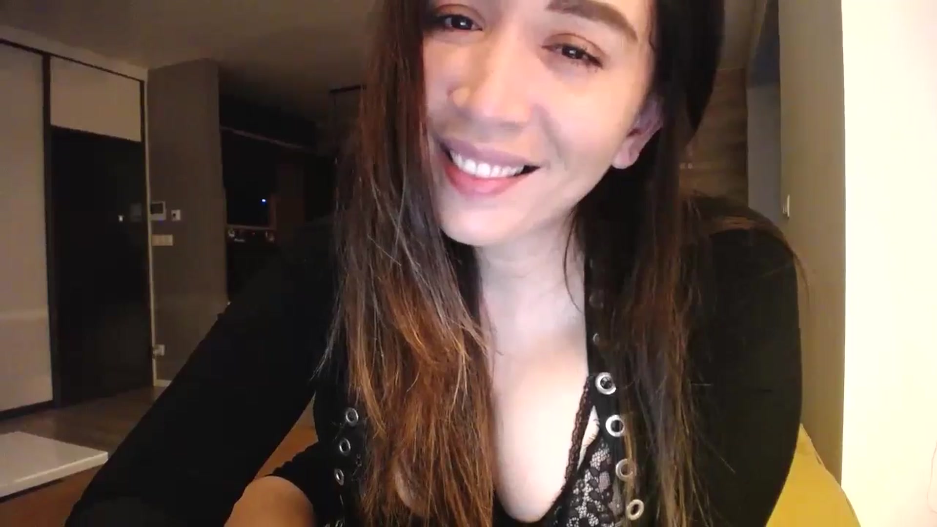 Gallery image thumbnail from Destiny____'s myfreecams stream on, 03/01/2025, 18:32 image 4 of 20