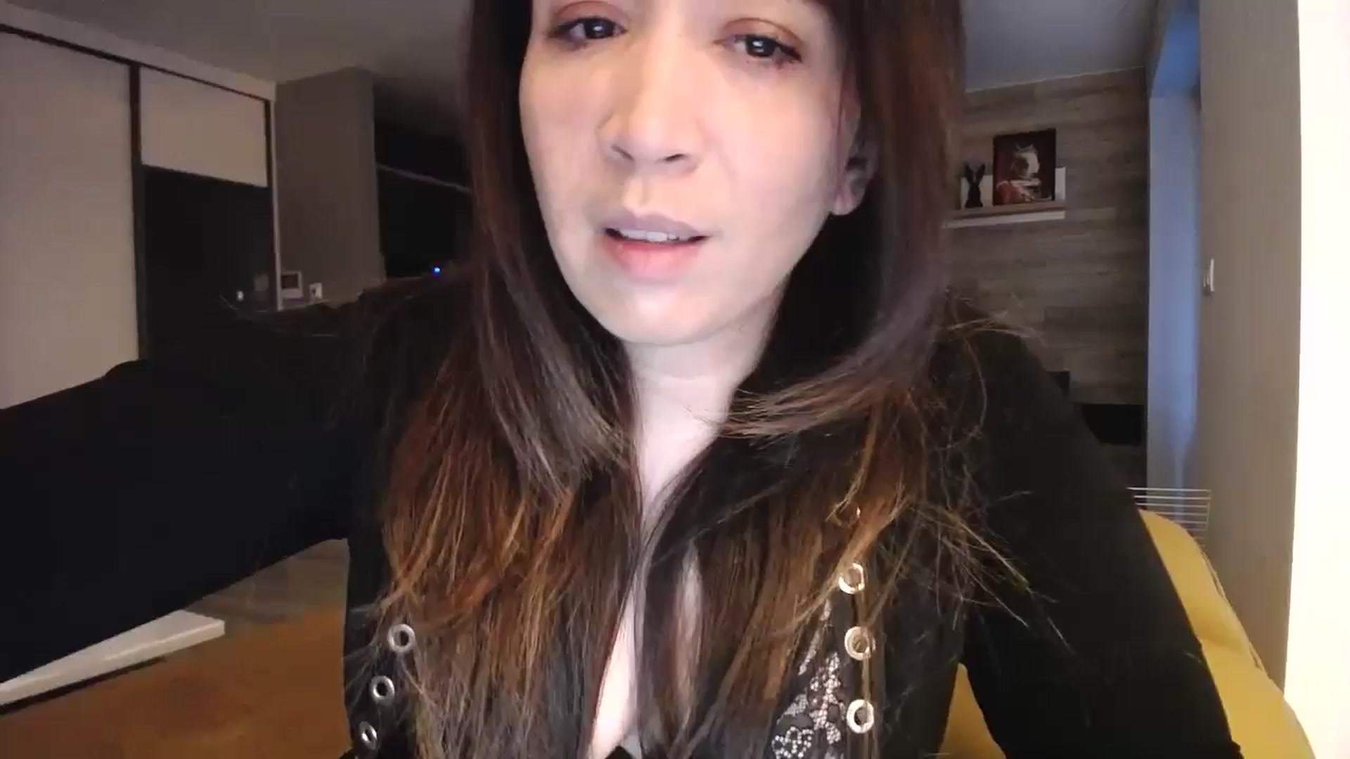 Gallery image thumbnail from Destiny____'s myfreecams stream on, 03/01/2025, 18:32 image 1 of 20