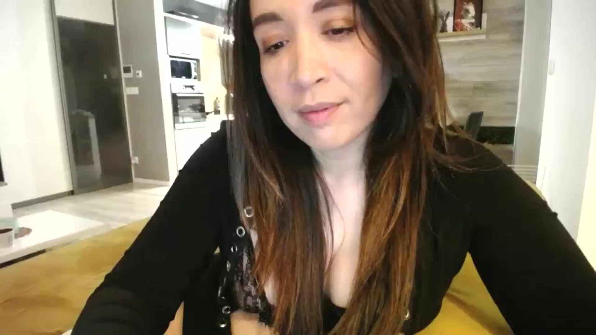Gallery image thumbnail from Destiny____'s myfreecams stream on, 03/01/2025, 18:45 image 1 of 20