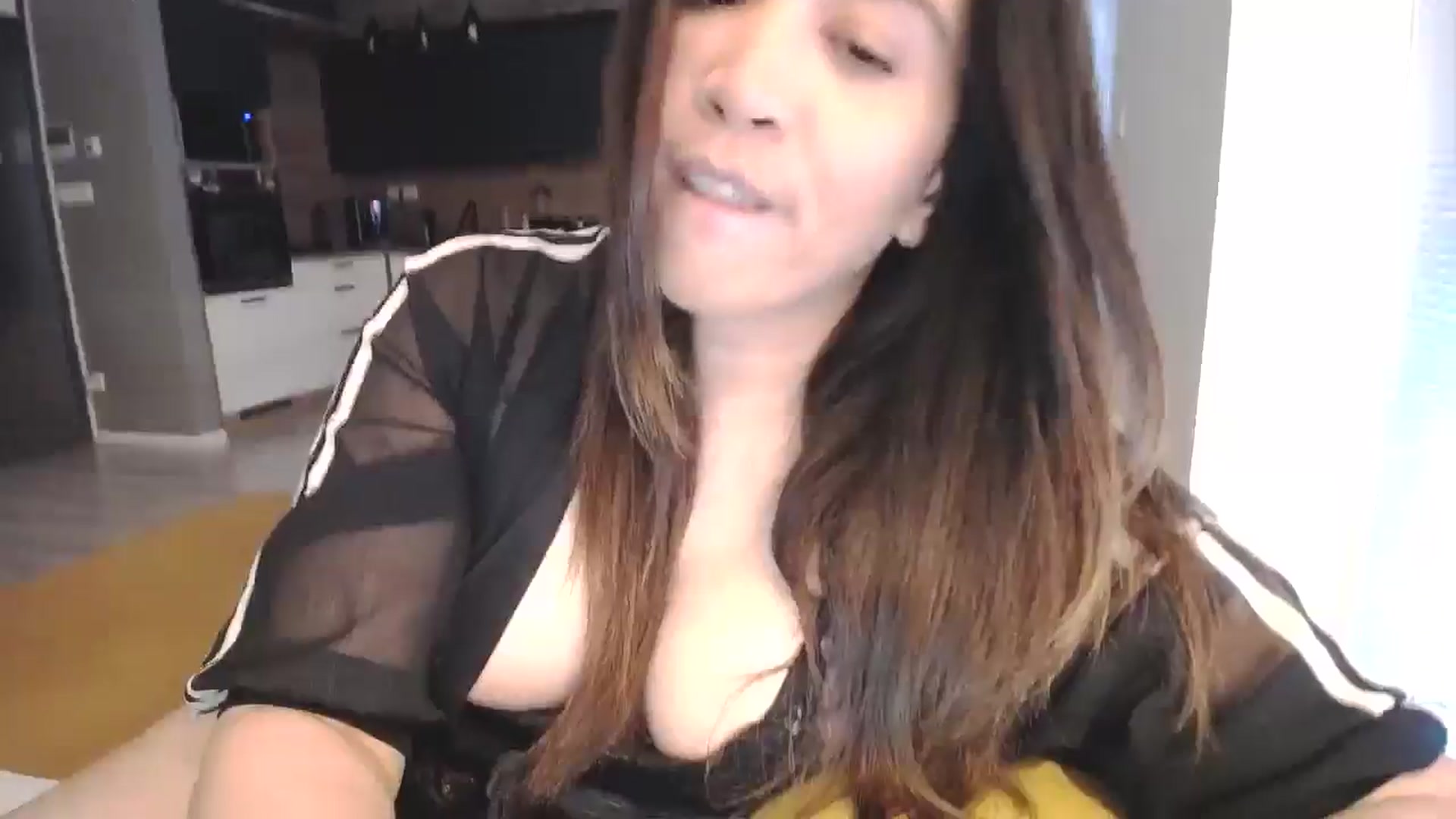 Gallery image thumbnail from Destiny____'s myfreecams stream on, 03/02/2025, 17:18 image 2 of 20