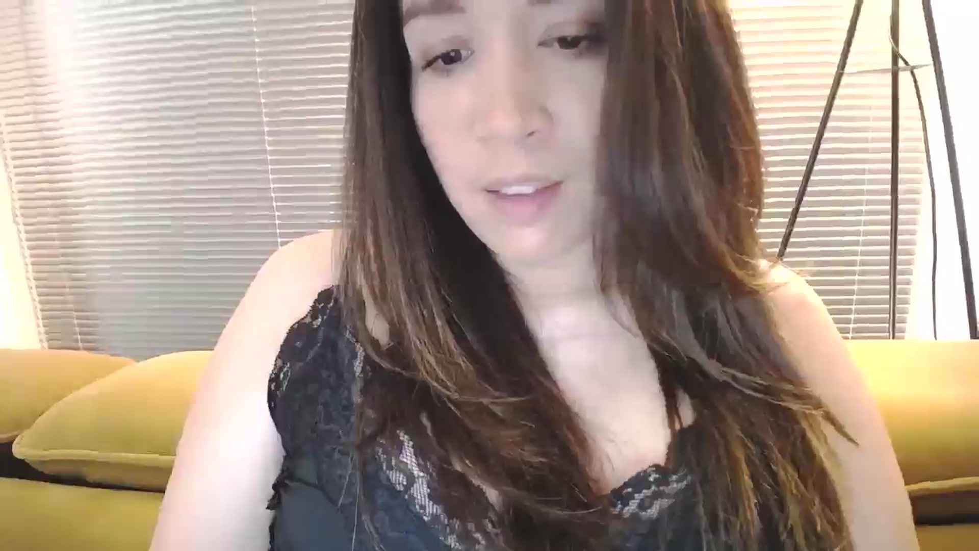 Gallery image thumbnail from Destiny____'s myfreecams stream on, 03/02/2025, 18:00 image 17 of 20