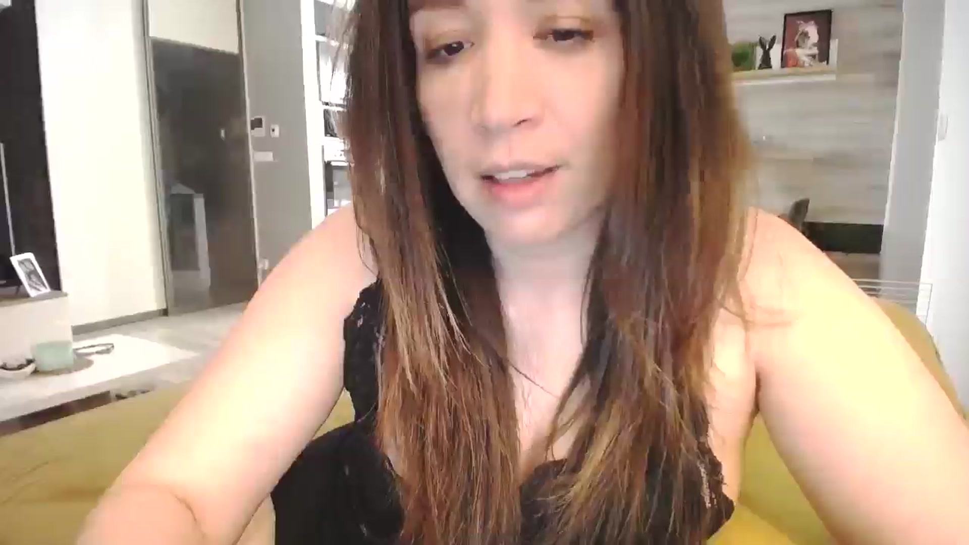 Gallery image thumbnail from Destiny____'s myfreecams stream on, 03/02/2025, 18:00 image 13 of 20