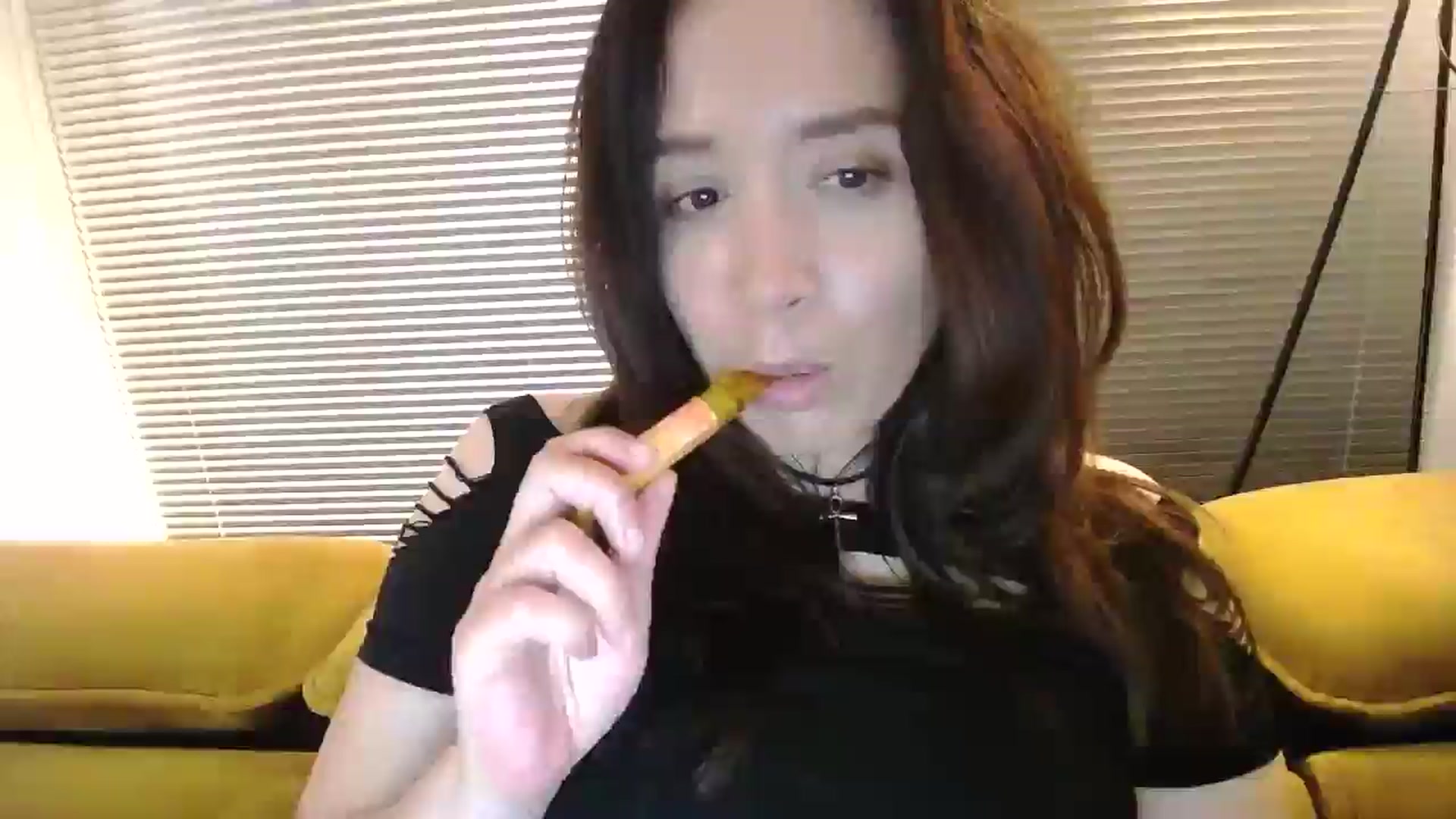 Gallery image thumbnail from Destiny____'s myfreecams stream on, 03/27/2025, 19:04 image 17 of 20