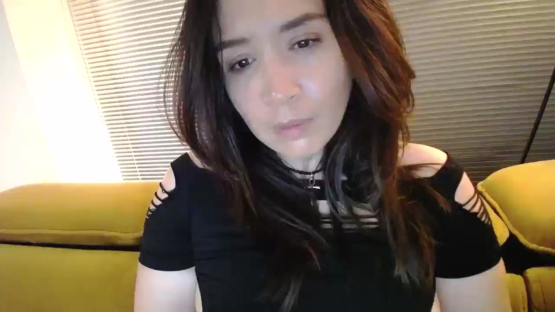 Gallery image thumbnail from Destiny____'s myfreecams stream on, 03/27/2025, 19:04 image 18 of 20