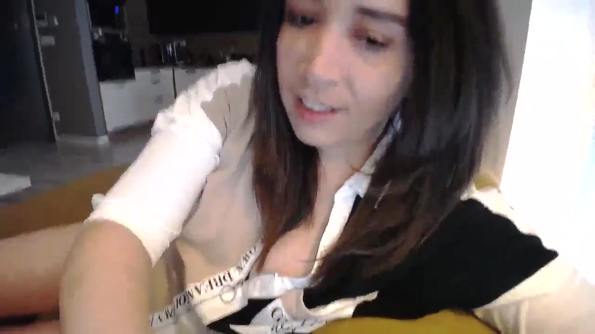 Gallery image thumbnail from Destiny____'s myfreecams stream on, 03/29/2025, 14:44 image 9 of 20