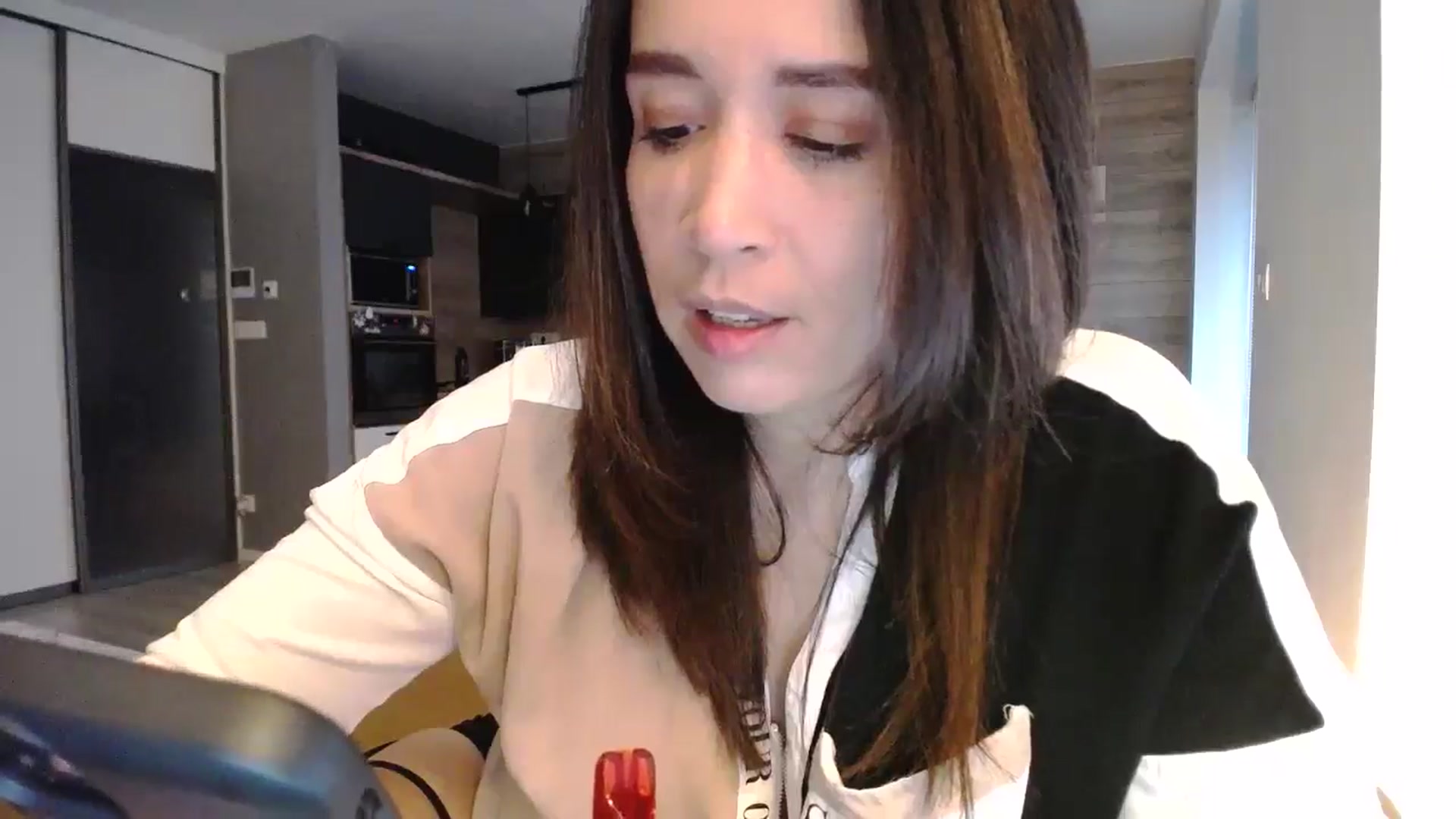 Gallery image thumbnail from Destiny____'s myfreecams stream on, 03/29/2025, 17:44 image 6 of 20