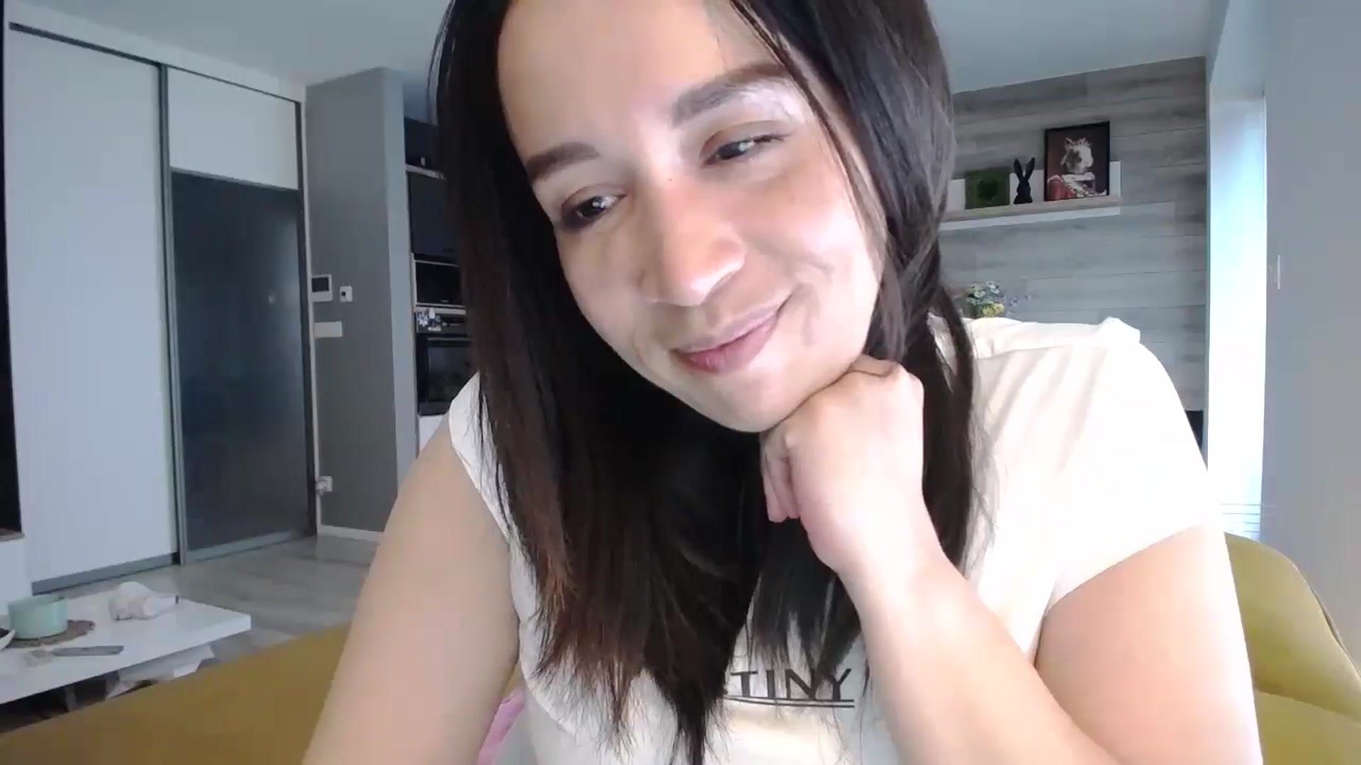 Gallery image thumbnail from Destiny____'s myfreecams stream on, 03/30/2025, 16:51 image 4 of 20