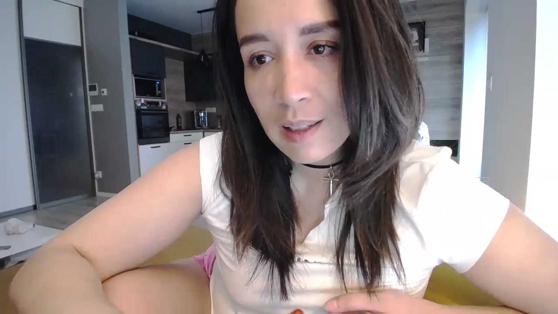Gallery image thumbnail from Destiny____'s myfreecams stream on, 03/30/2025, 16:51 image 10 of 20