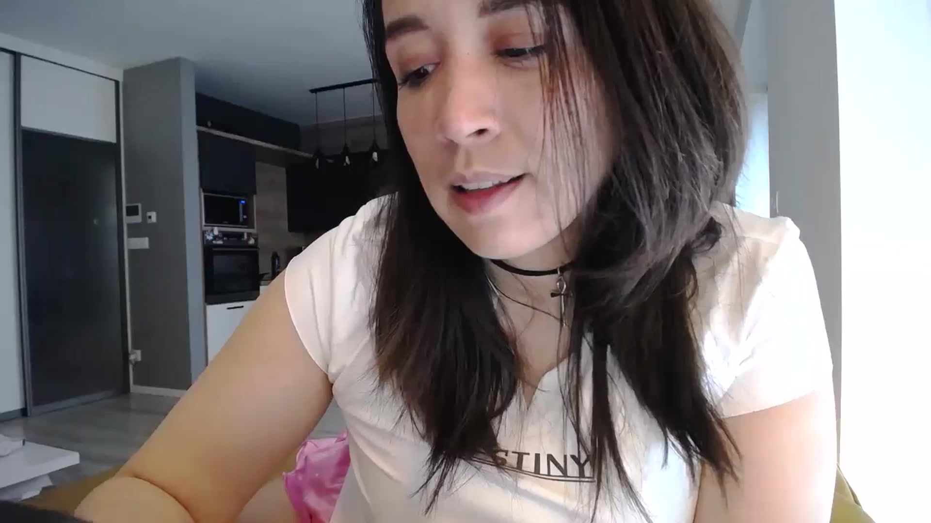 Gallery image thumbnail from Destiny____'s myfreecams stream on, 03/30/2025, 16:51 image 6 of 20