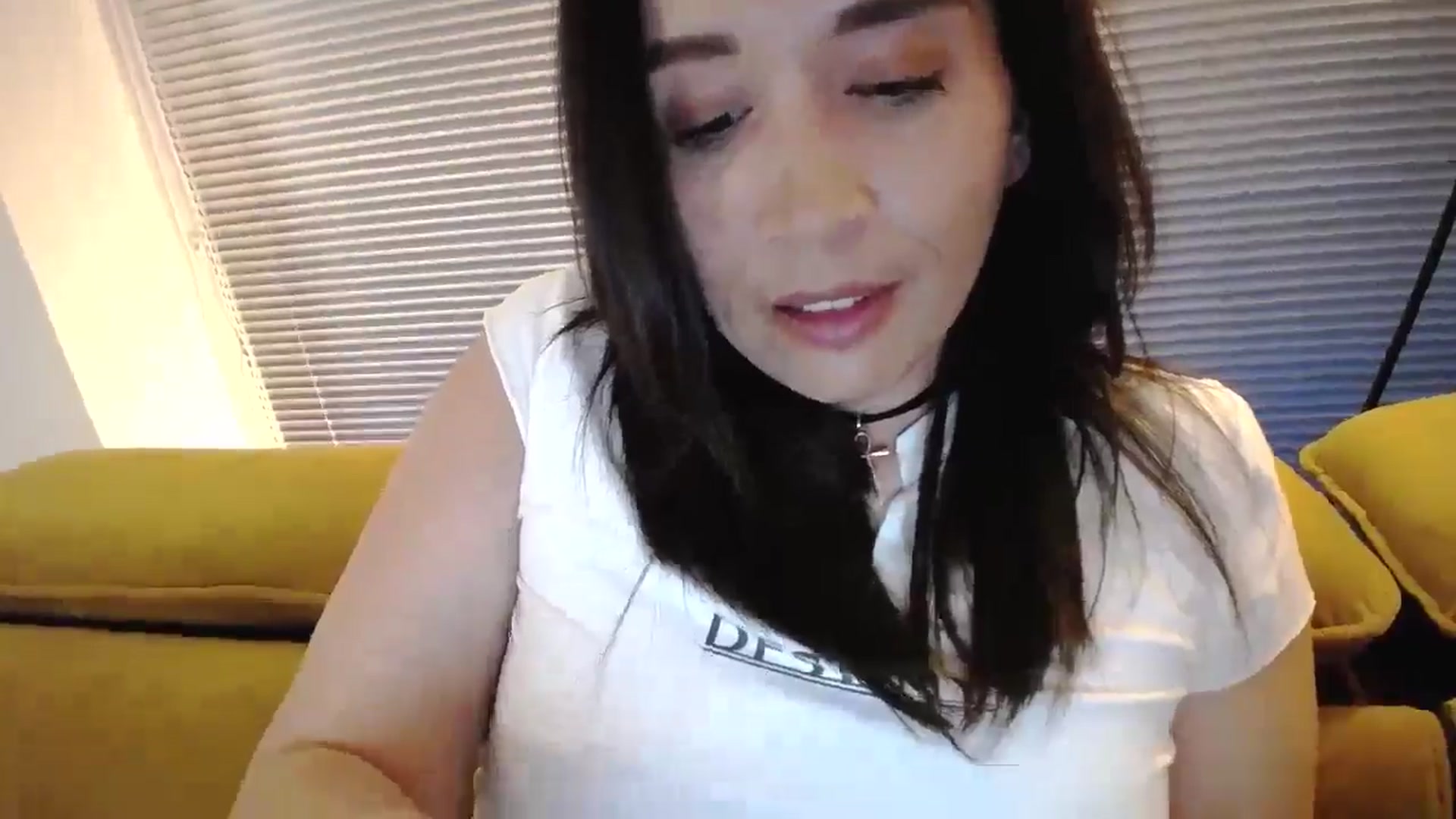 Gallery image thumbnail from Destiny____'s myfreecams stream on, 04/06/2025, 17:54 image 17 of 20