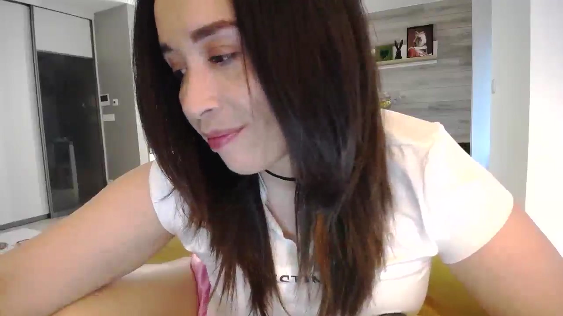 Gallery image thumbnail from Destiny____'s myfreecams stream on, 04/06/2025, 17:54 image 2 of 20
