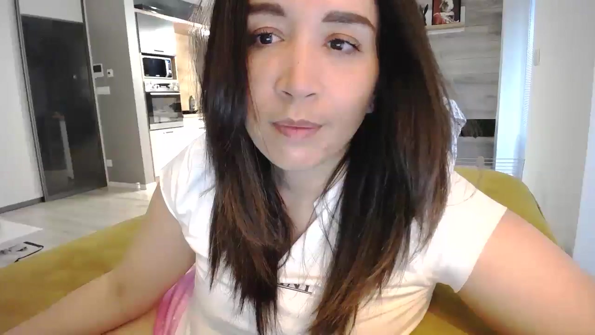 Gallery image thumbnail from Destiny____'s myfreecams stream on, 04/13/2025, 16:27 image 20 of 20