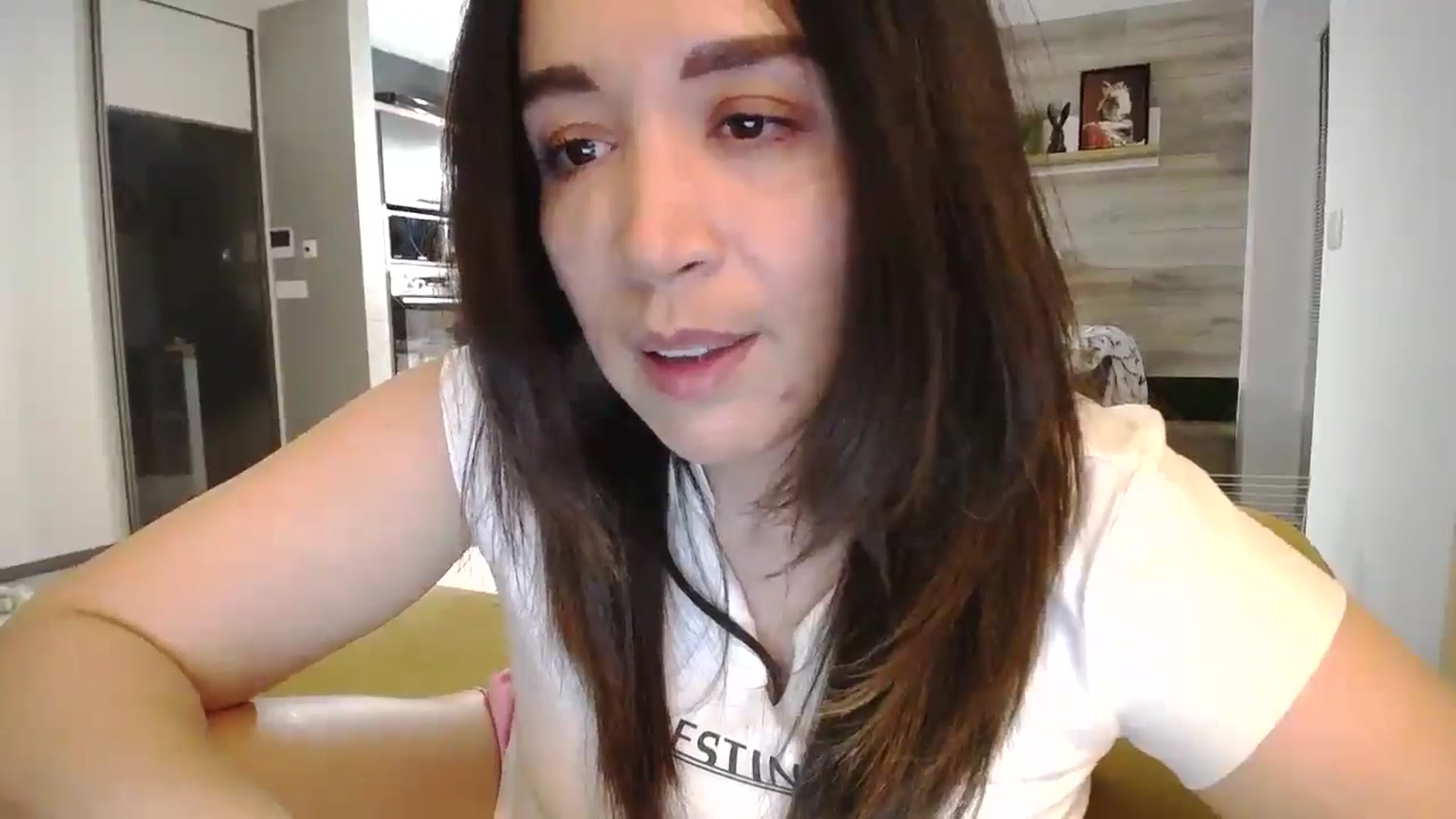 Gallery image thumbnail from Destiny____'s myfreecams stream on, 04/13/2025, 18:18 image 10 of 20