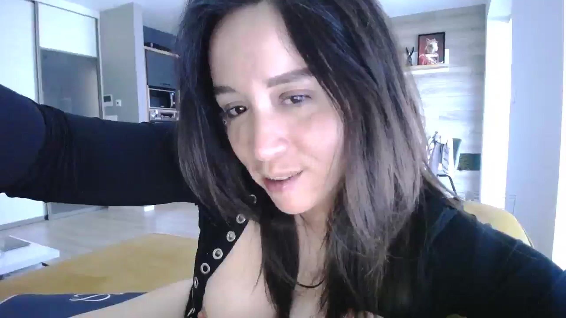 Gallery image thumbnail from Destiny____'s myfreecams stream on, 04/20/2025, 14:51 image 12 of 20