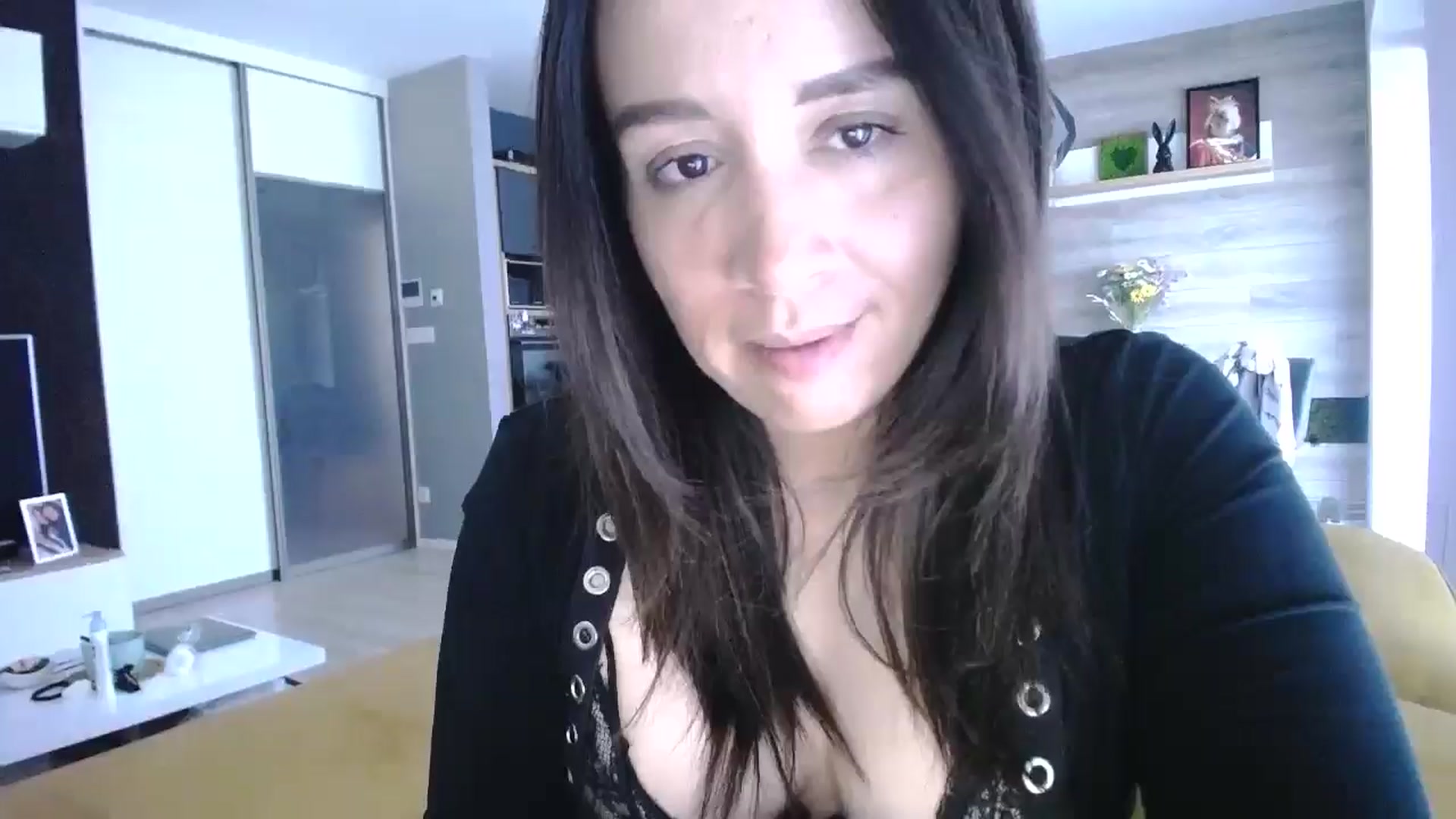 Gallery image thumbnail from Destiny____'s myfreecams stream on, 04/20/2025, 14:51 image 17 of 20