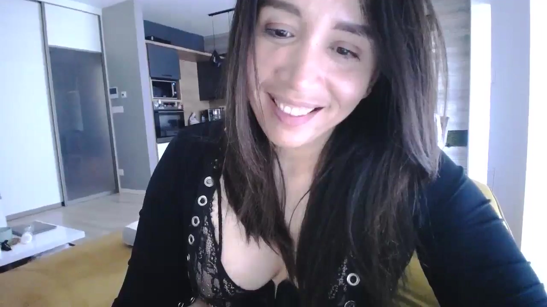 Gallery image thumbnail from Destiny____'s myfreecams stream on, 04/20/2025, 15:34 image 5 of 20