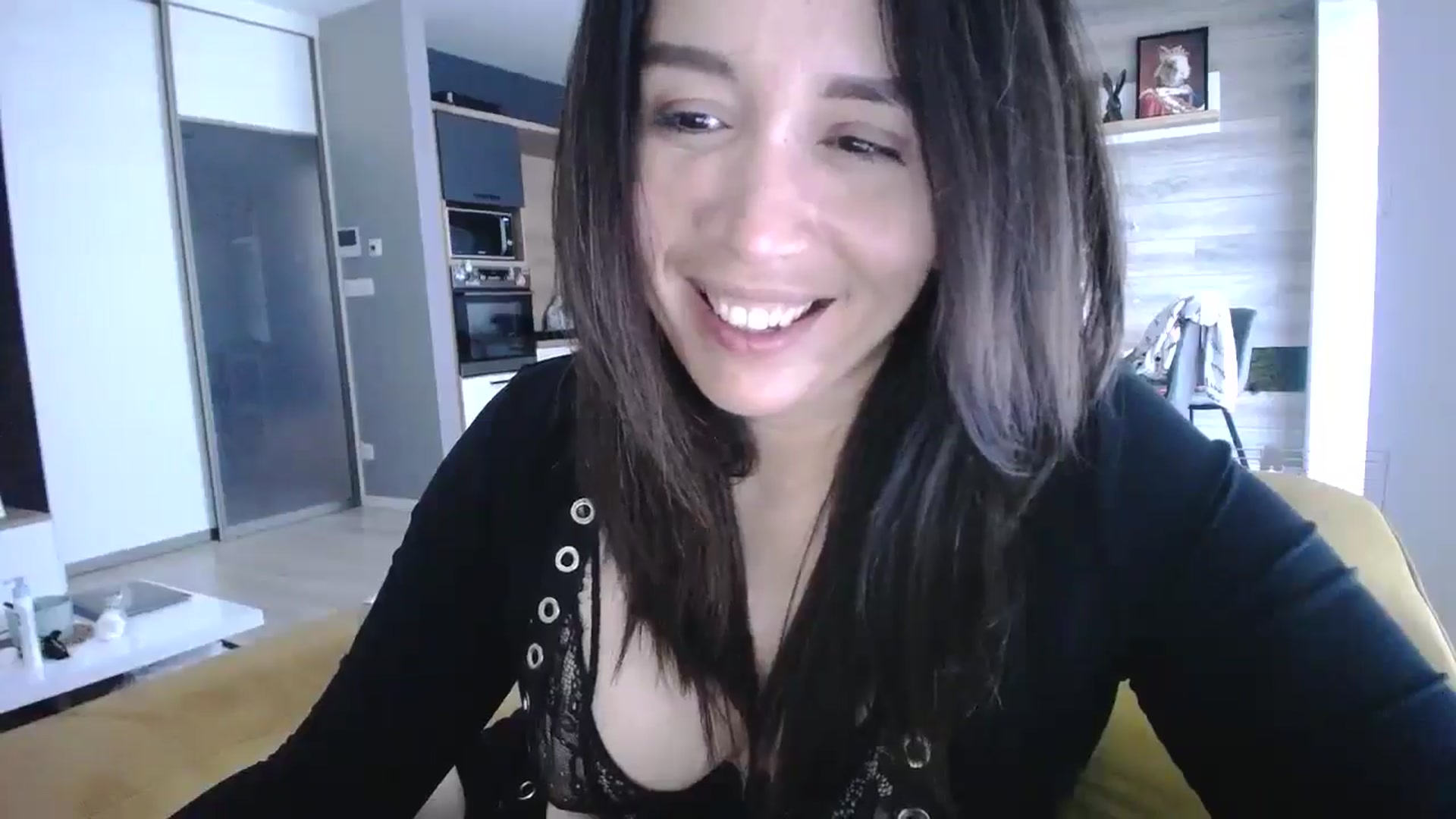 Gallery image thumbnail from Destiny____'s myfreecams stream on, 04/20/2025, 15:34 image 15 of 20